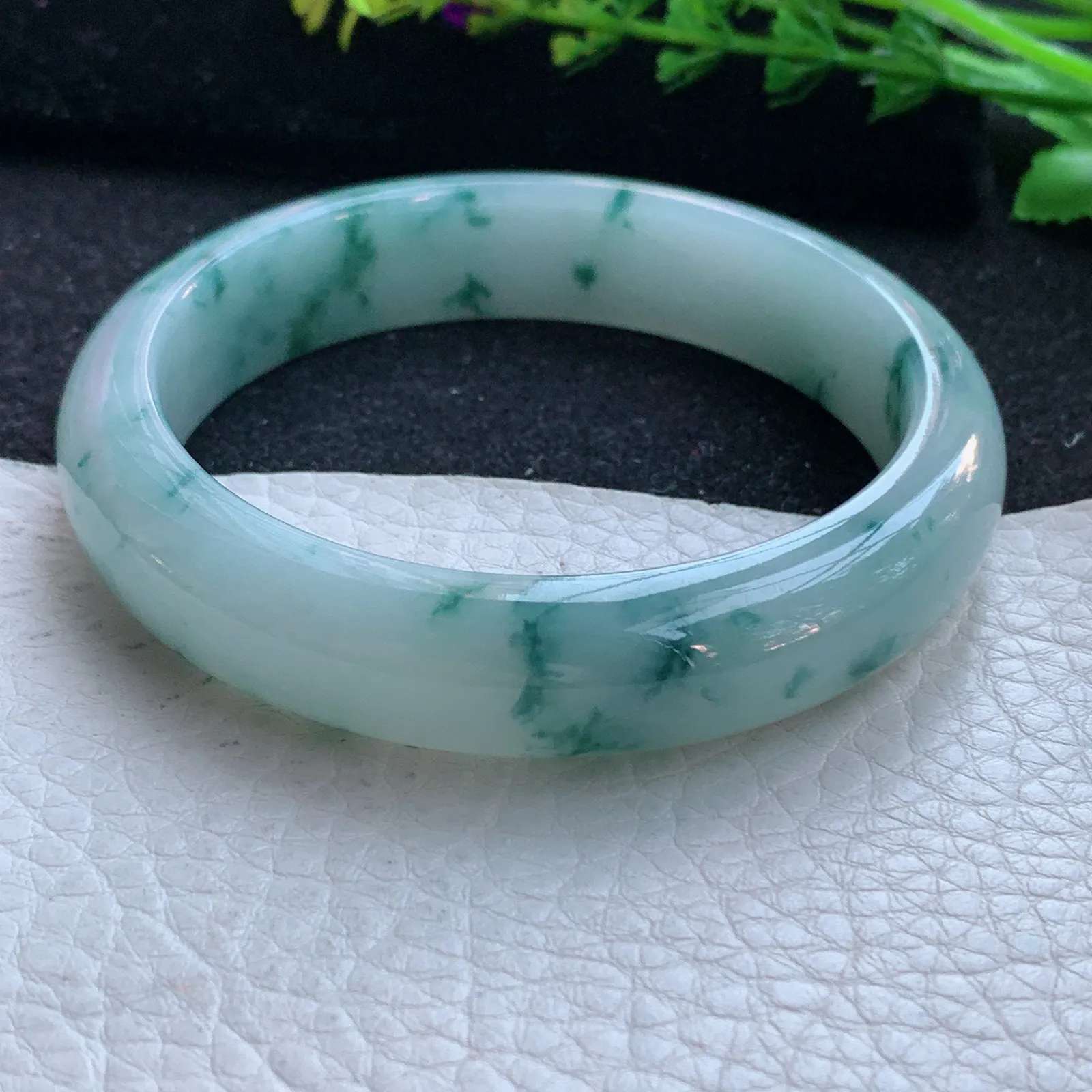 yh自然光58*13.5*7.8平安镯 缅甸翡翠a货玉手镯飘花宽边玉手环