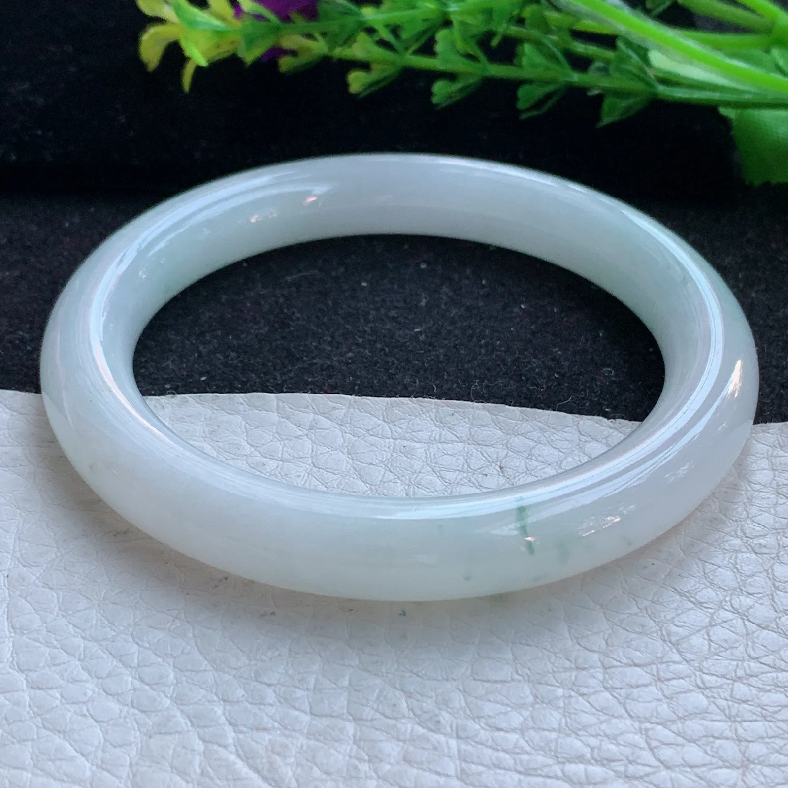 ss自然光58*9.6美人镯 缅甸翡翠a货玉手镯飘花圆条玉手环