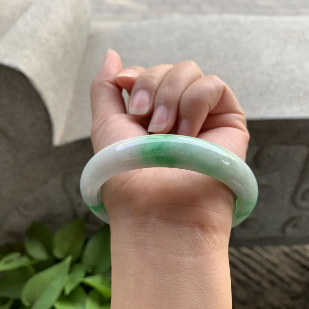 大圈口58.8-12-8.4 【飘绿正圈手镯】正圈58 59可戴