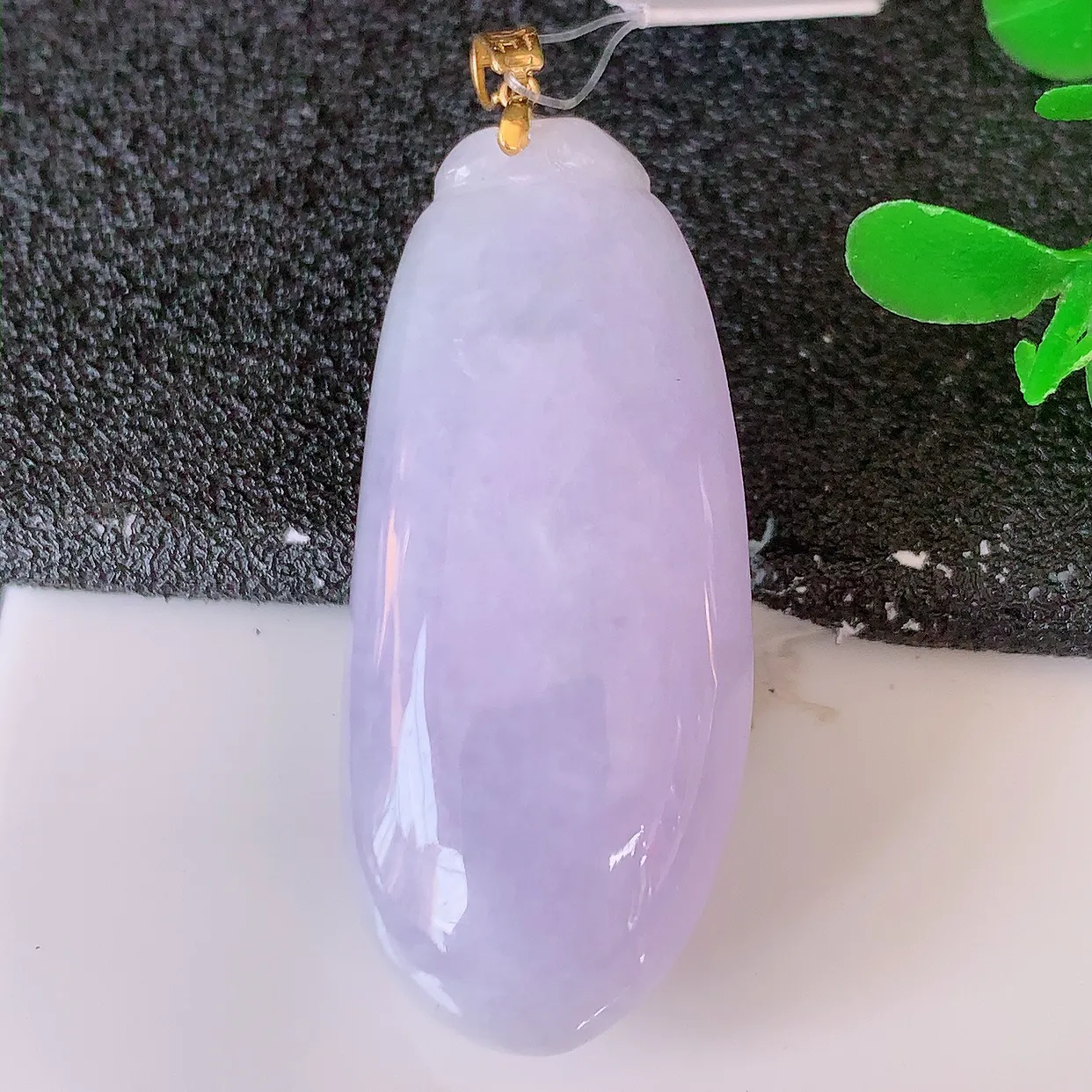 18K金镶嵌冰润紫罗兰福瓜翡翠吊坠，呱呱来财，饱满，福气满满的美好寓意！#49.27