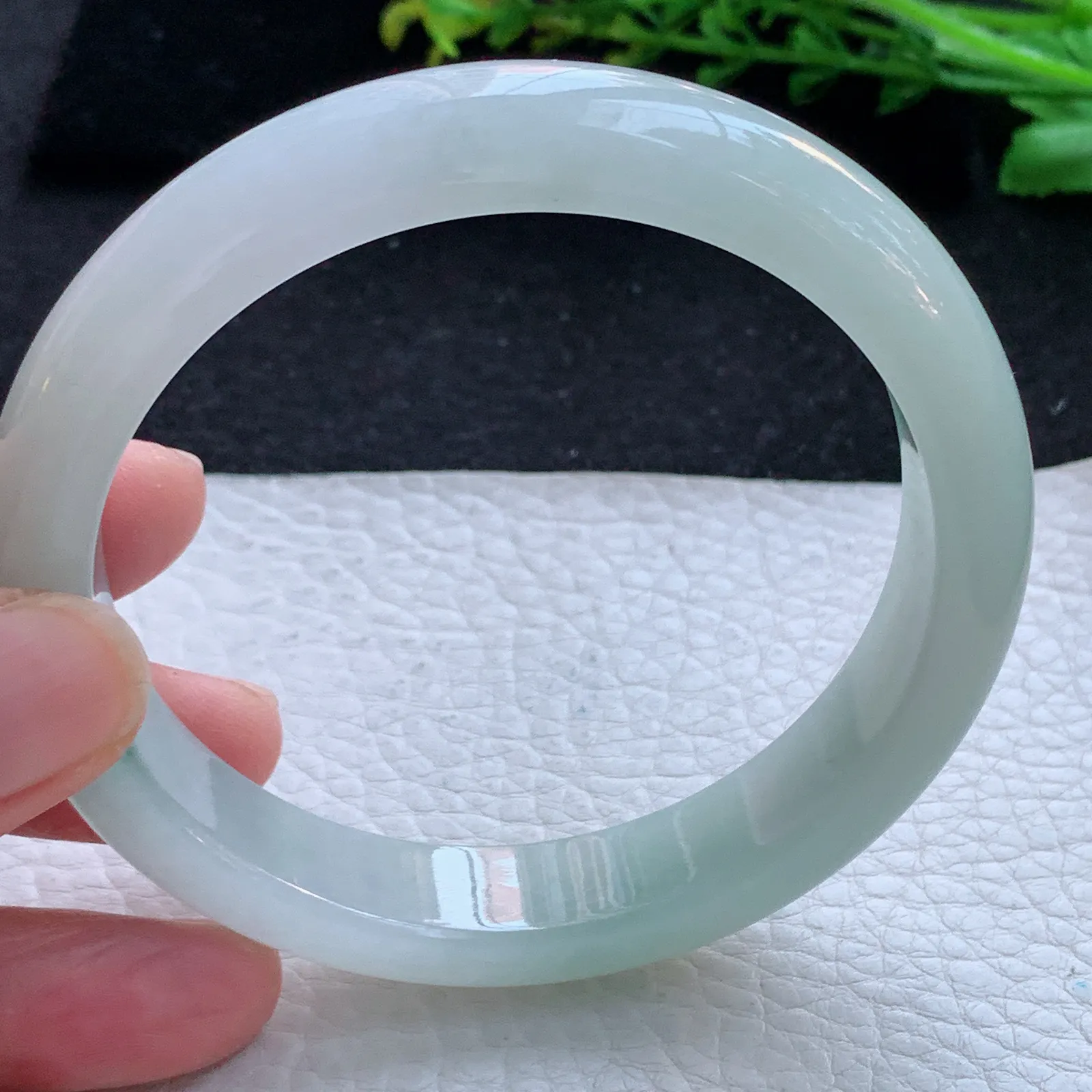 yh大圈口63*12.6*8.2平安镯 缅甸翡翠a货玉手镯冰飘花宽边玉手环