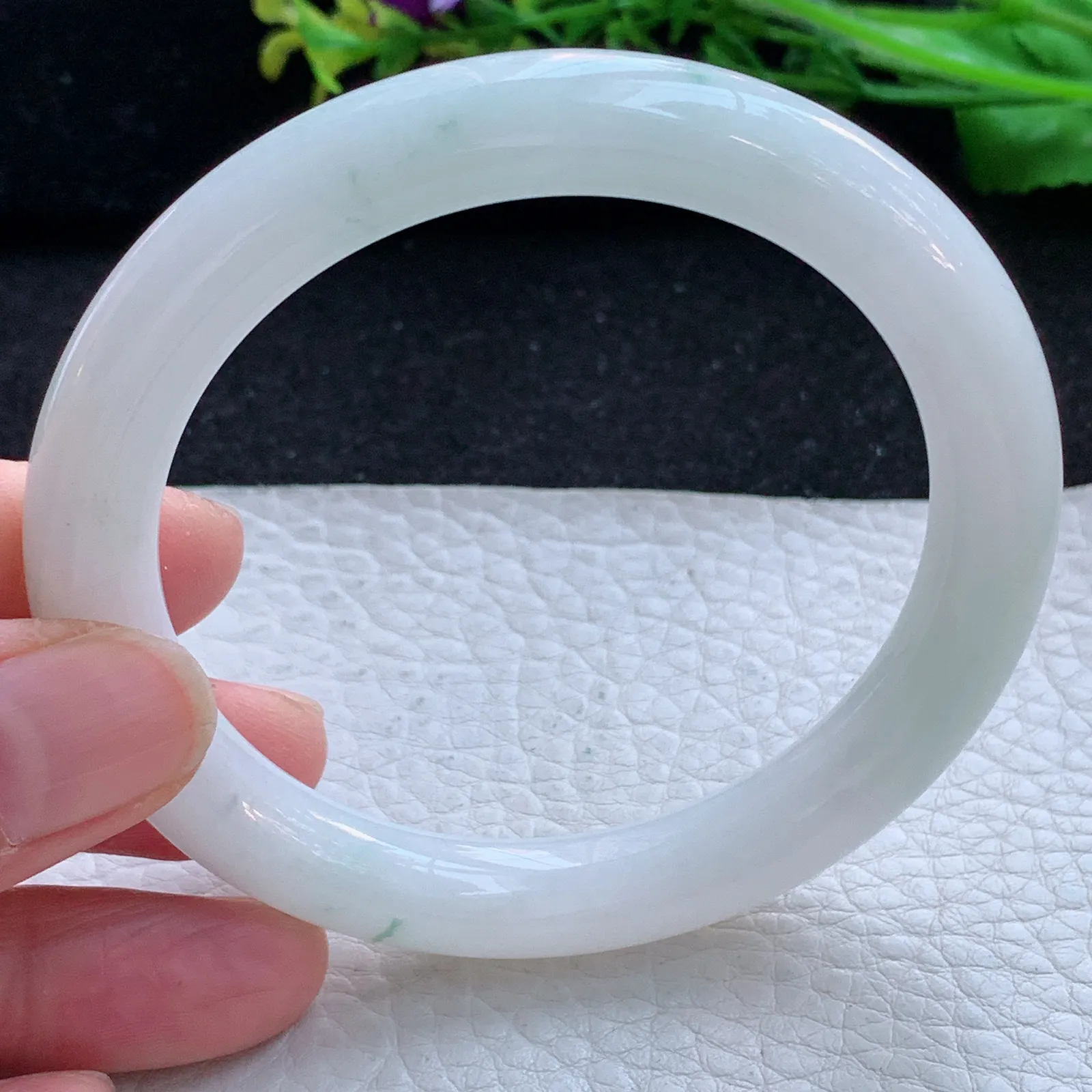 ss自然光58*9.6美人镯 缅甸翡翠a货玉手镯飘花圆条玉手环