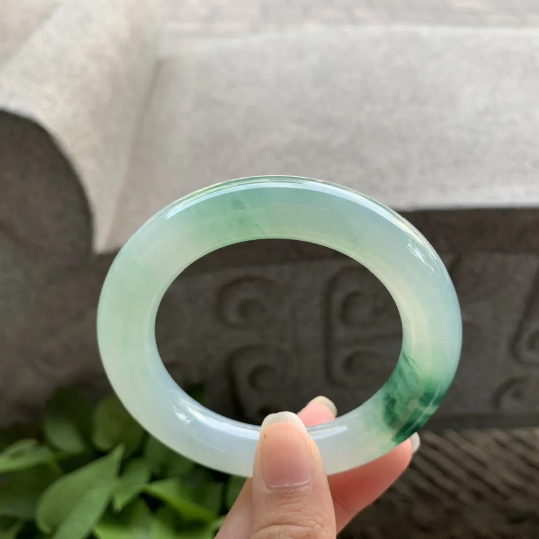 小圈口53.8-12.1 【冰飘绿圆条手镯】圆条53 54可戴