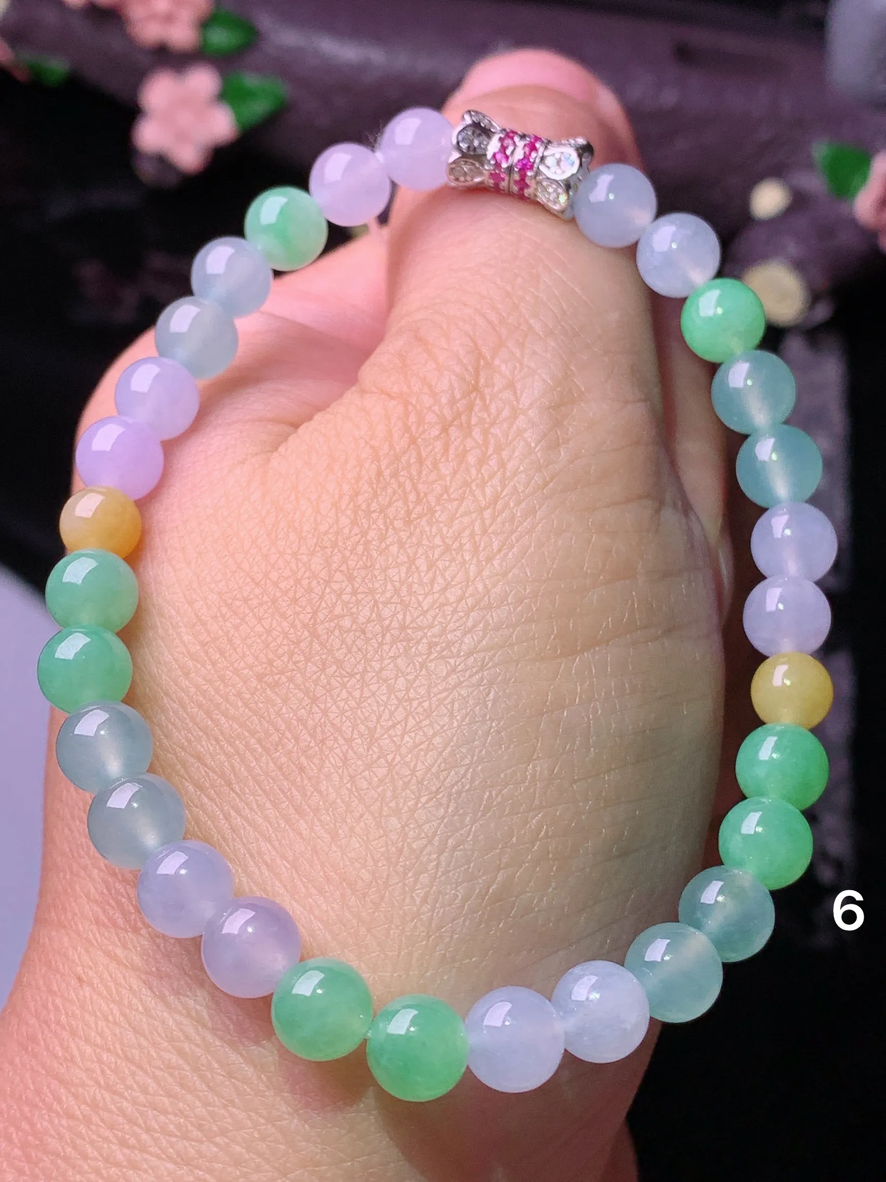 多彩圆珠手链 玉质细腻 色泽艳丽清新 整体尺寸6