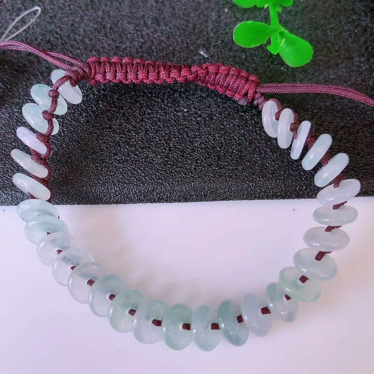 自然光实拍，冰种翡翠平安扣手串手链，种老水足，冰清玉润  颜色漂亮  #49.27取一尺寸7