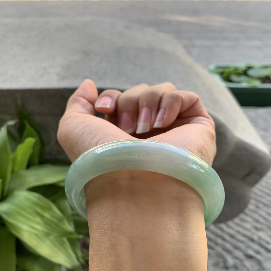 圈口56.8-12.7-8.7 【芙蓉阳绿正圈手镯】正圈56 57可戴