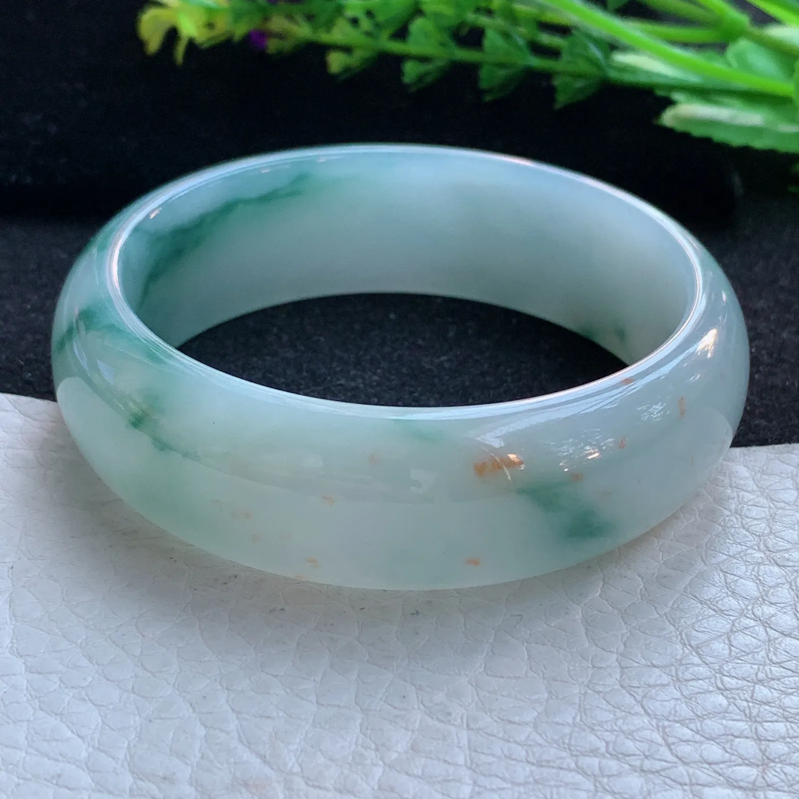 js自然光58*19*7.6轮胎镯 缅甸翡翠a货玉手镯冰飘花宽边玉手环