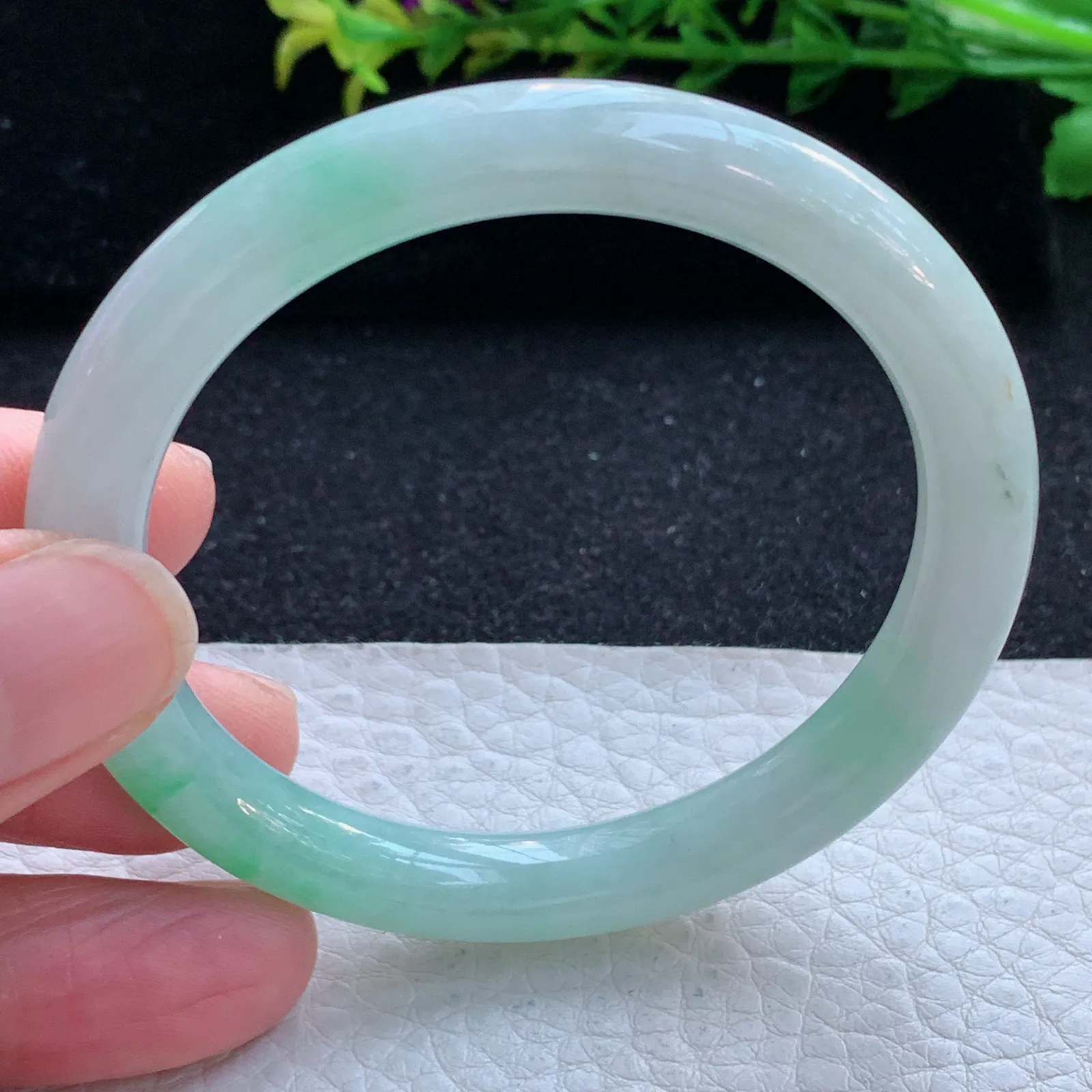 n小圈口51.5*8*7.6叮当镯 缅甸翡翠a货玉手镯冰飘绿圆条美人镯 玉手环