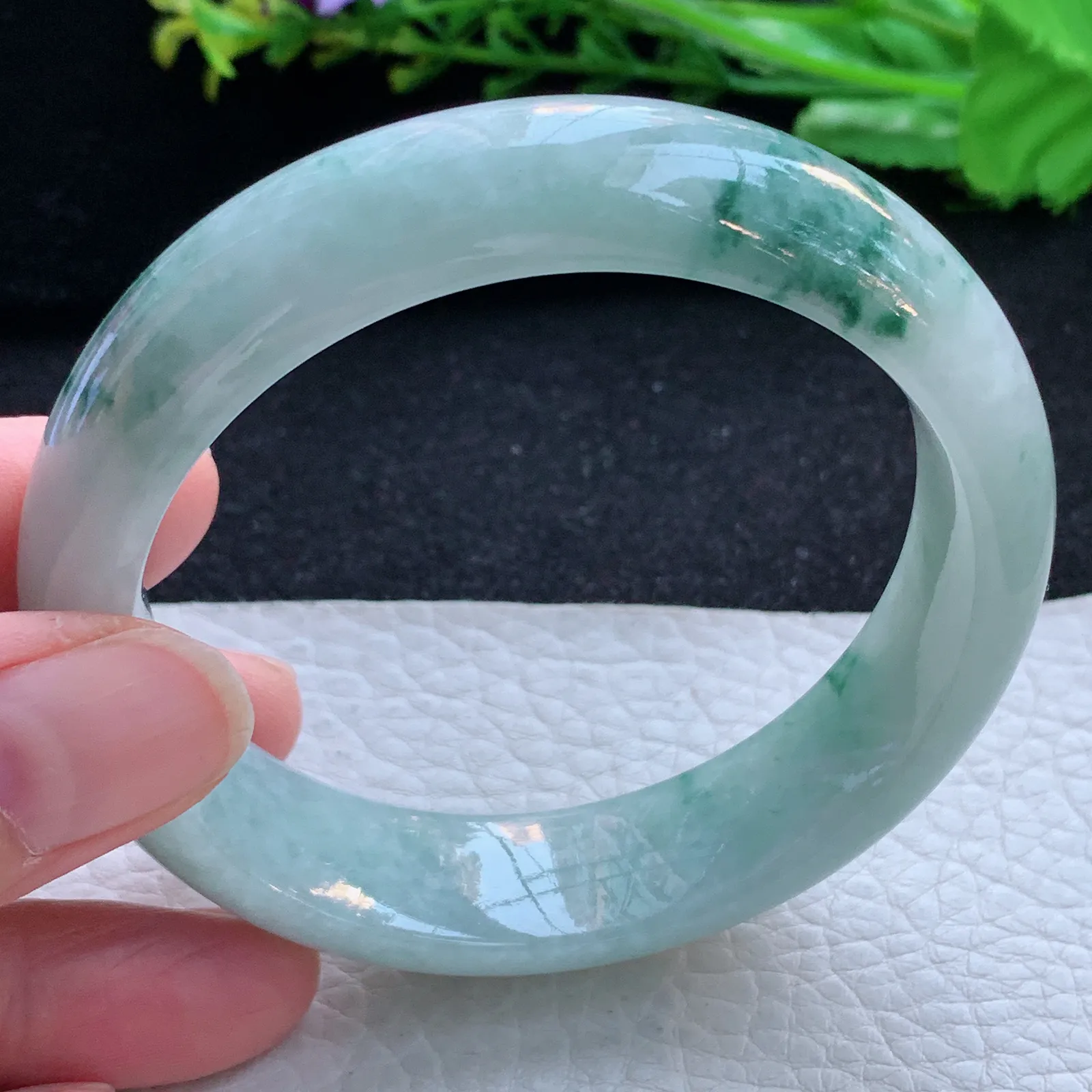 js自然光58.5*16*8.3轮胎镯 缅甸翡翠a货玉手镯飘花宽边玉手环