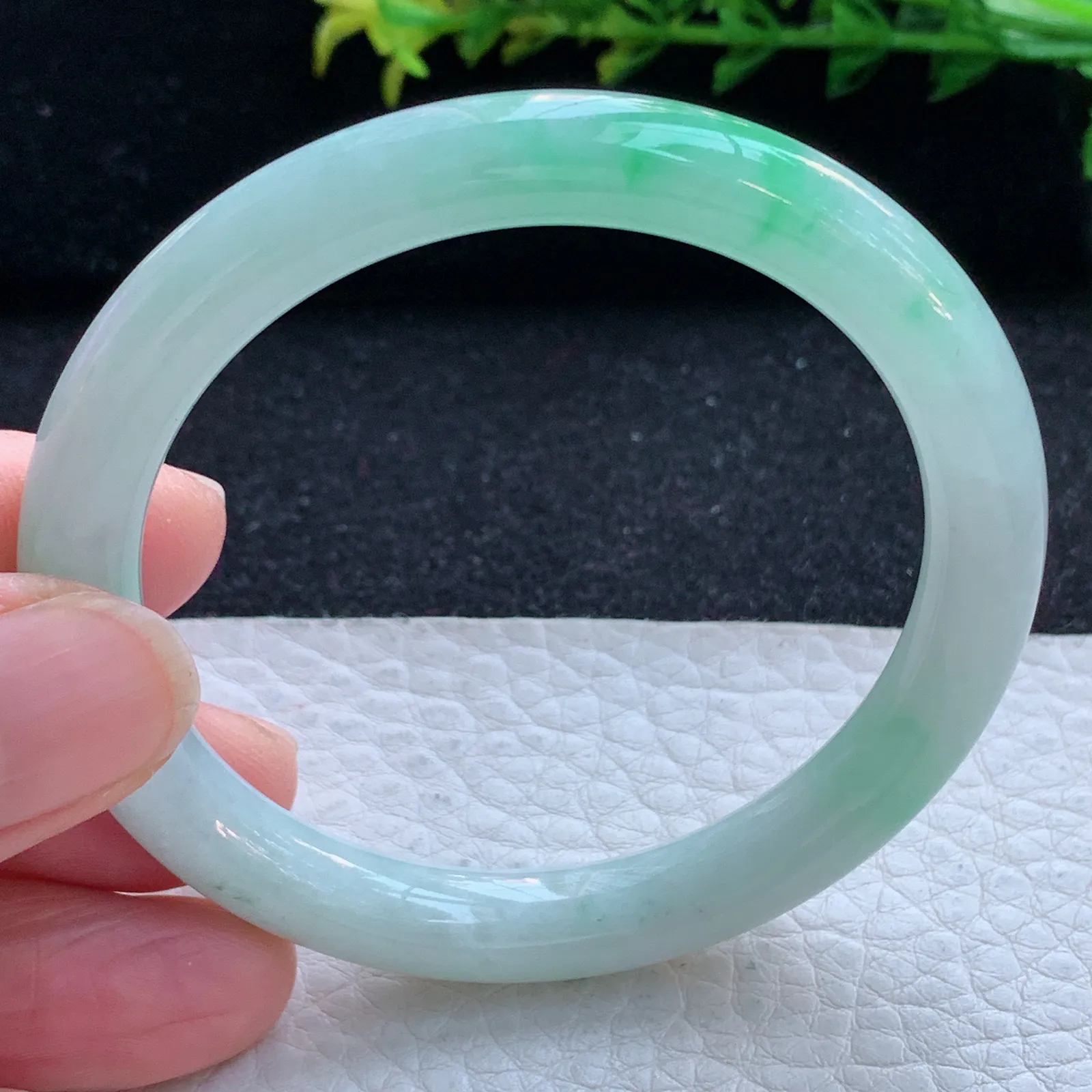 n小圈口51.5*8*7.6叮当镯 缅甸翡翠a货玉手镯冰飘绿圆条美人镯 玉手环