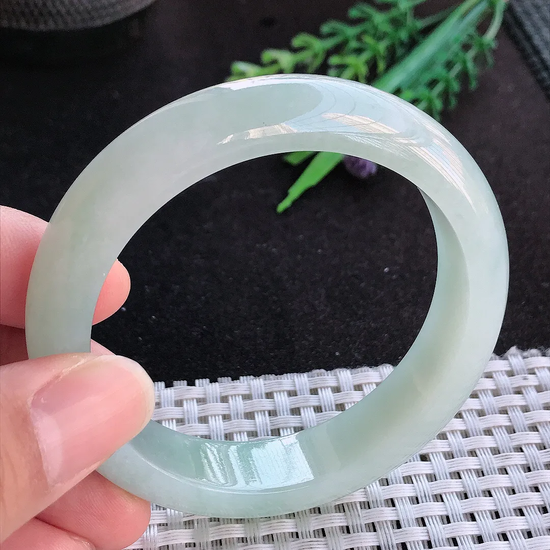 天然A货翡翠55/13.4/8.5老坑秀气冰纯冰晴底手镯宽边玉手镯