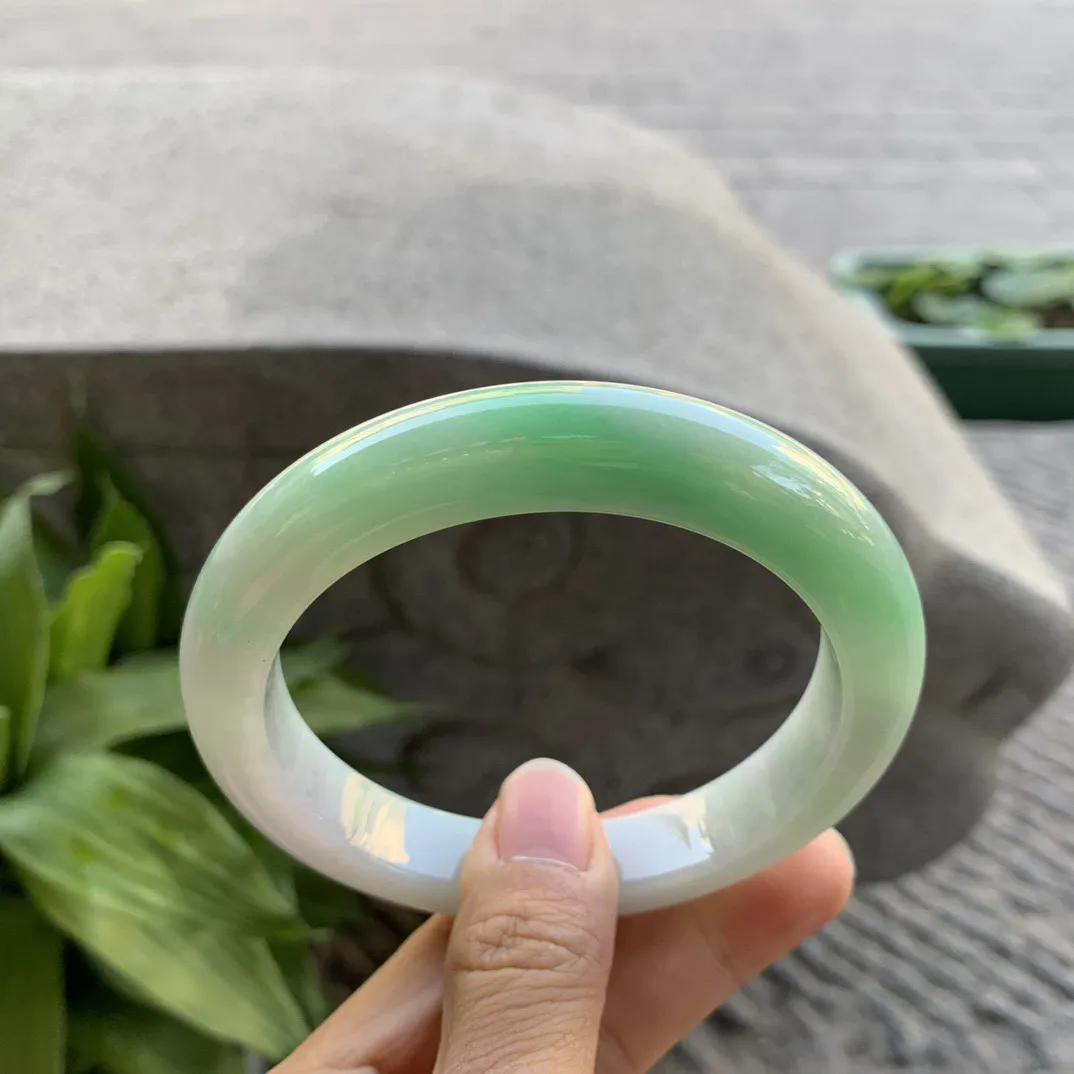 大圈口 63.7-12.2-10.2【飘绿正圈手镯】正圈63 64可戴