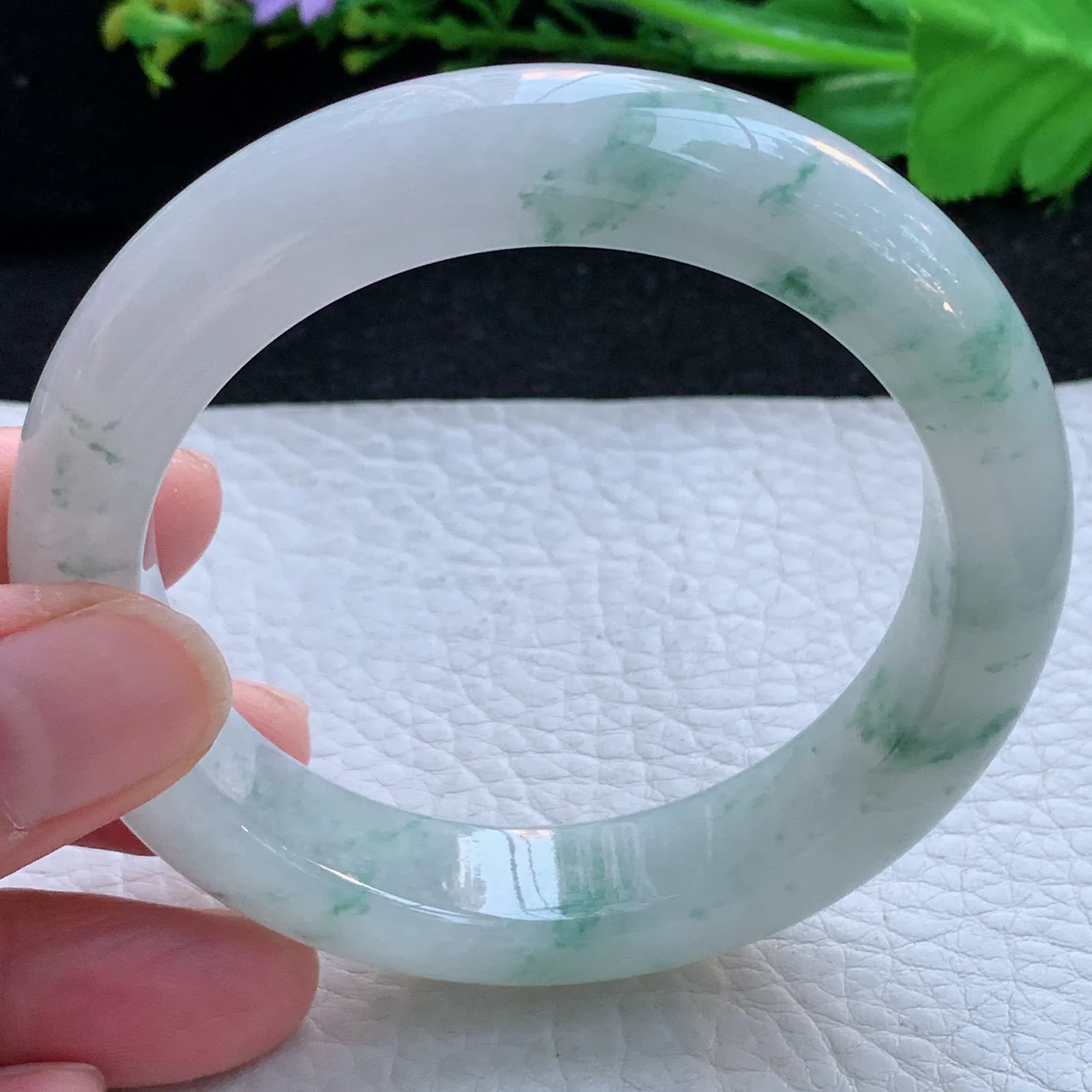 js自然光56*13.3*9.3平安镯 缅甸翡翠a货玉手镯冰飘花宽边玉手环