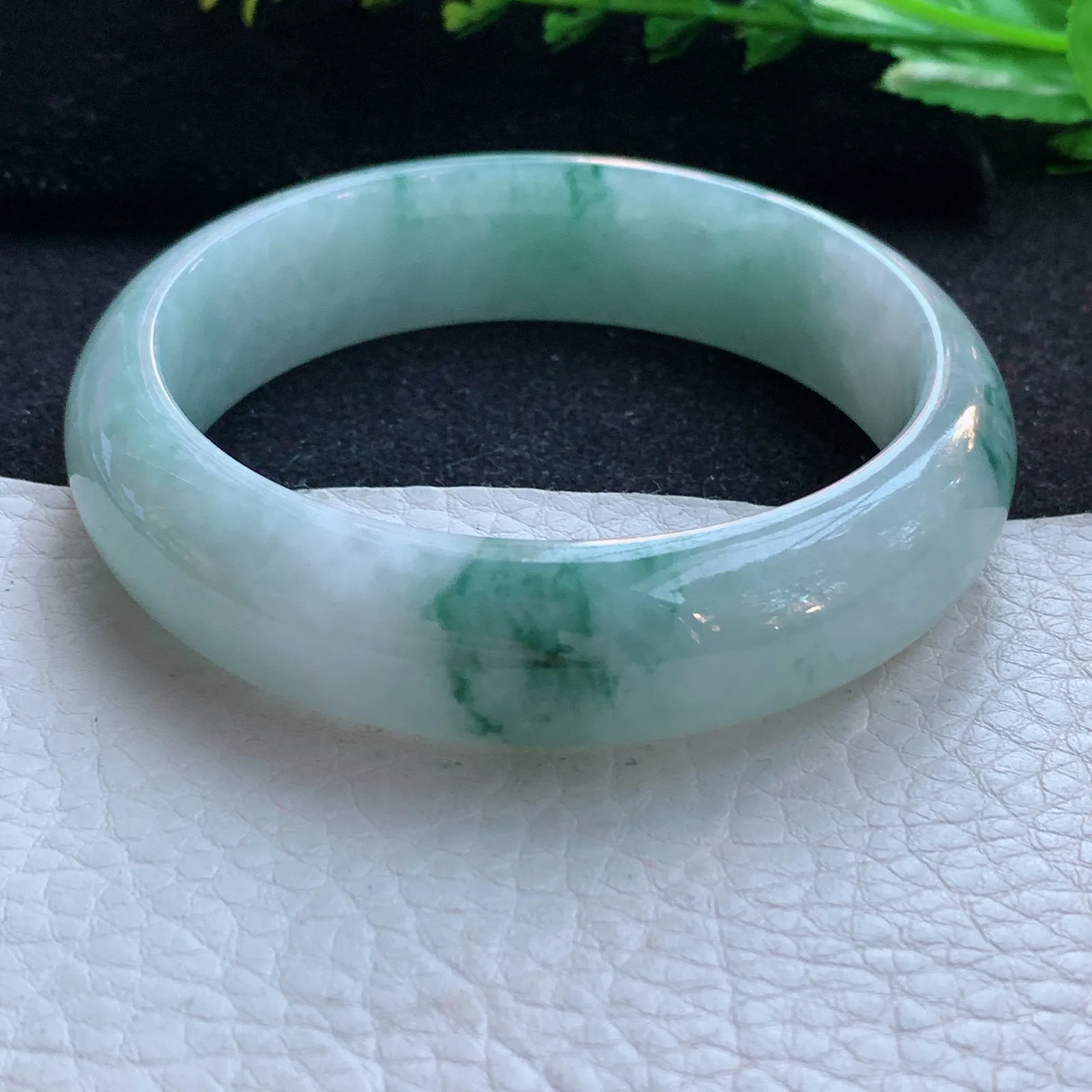 js自然光58.5*16*8.3轮胎镯 缅甸翡翠a货玉手镯飘花宽边玉手环