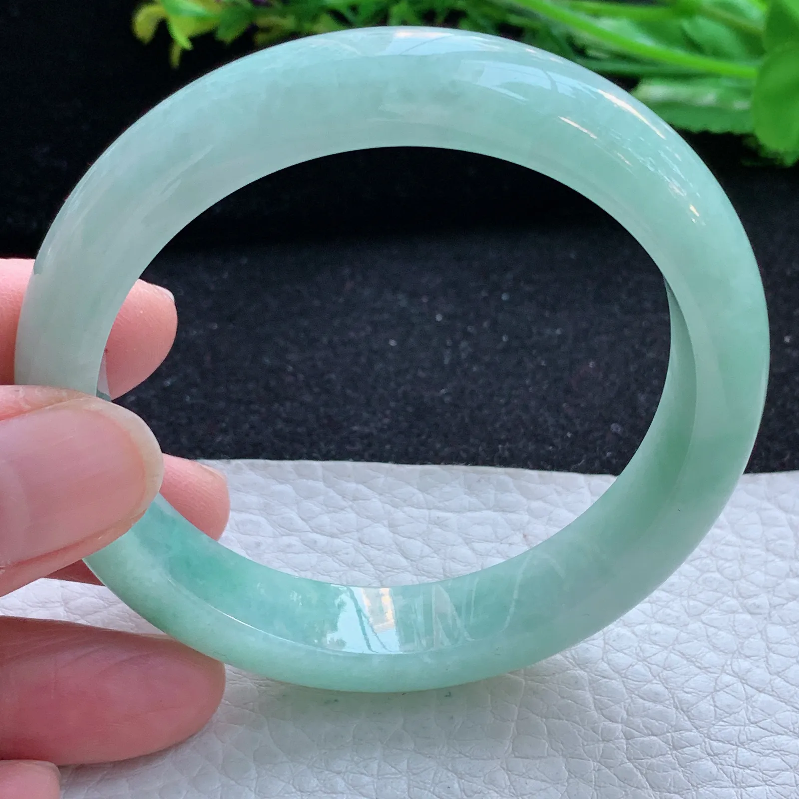 hy自然光56*12.2*8平安镯 缅甸翡翠a货玉手镯清新宽边玉手环