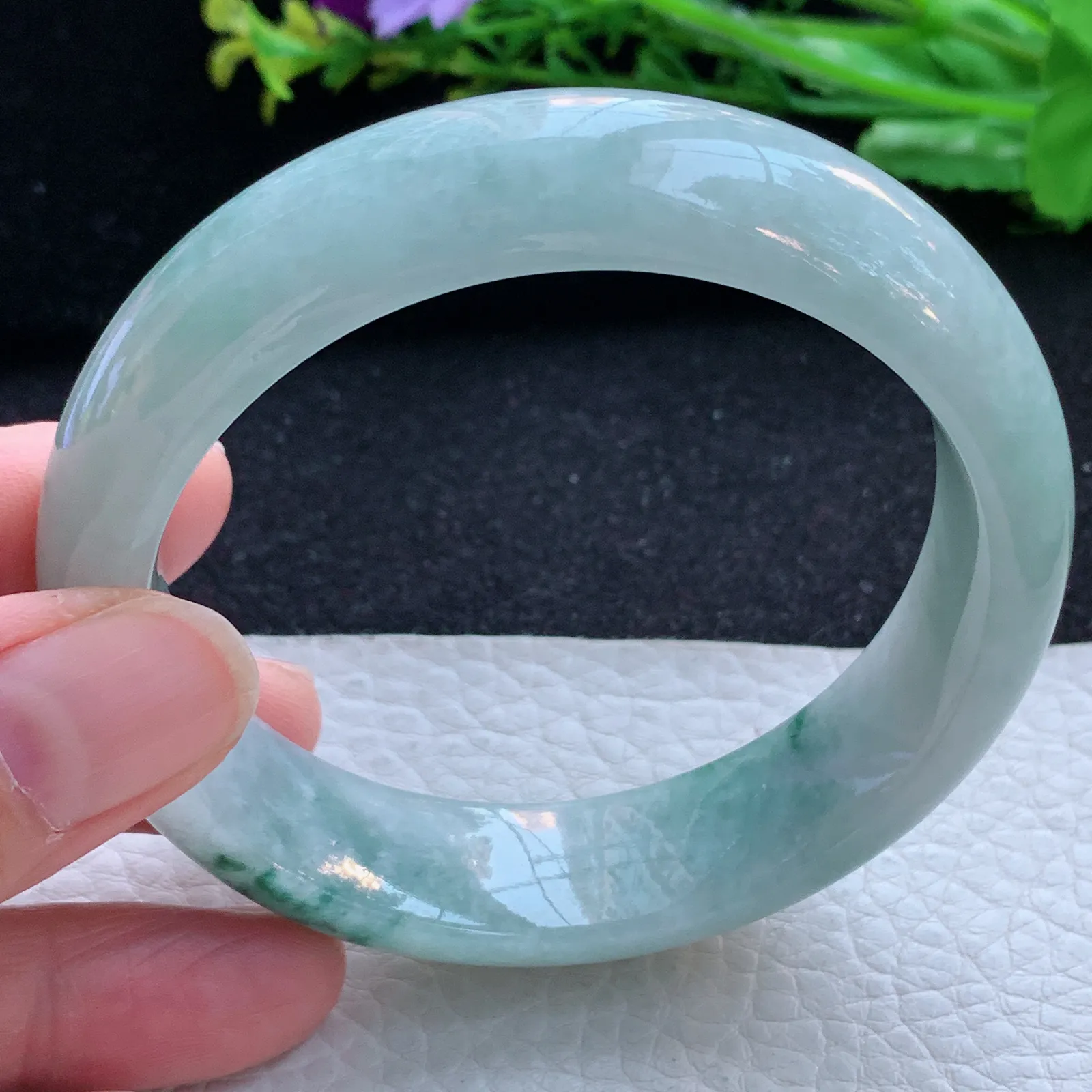 js自然光58.5*16*8.3轮胎镯 缅甸翡翠a货玉手镯飘花宽边玉手环