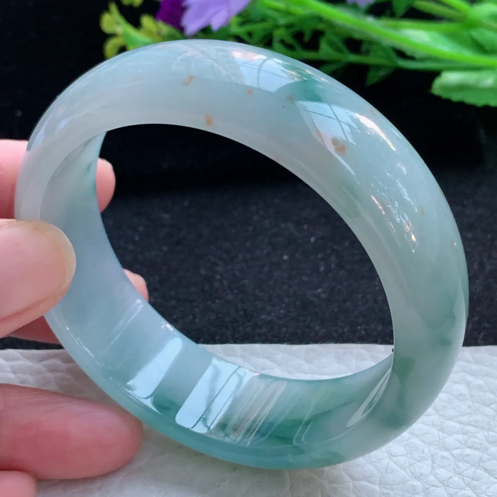 js自然光58*19*7.6轮胎镯 缅甸翡翠a货玉手镯冰飘花宽边玉手环