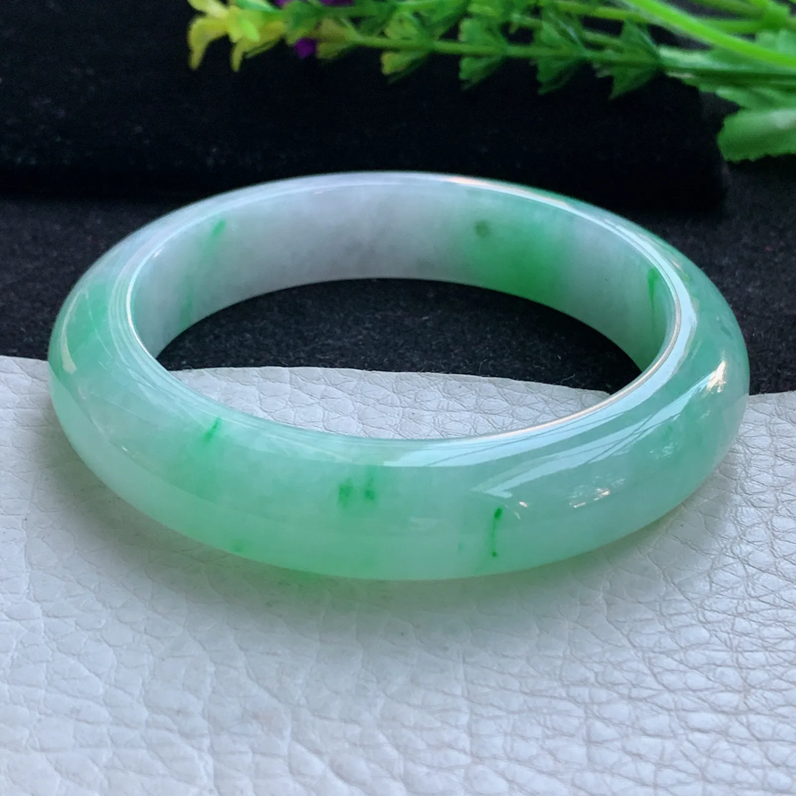 xd自然光57*13.2*9.2平安镯 缅甸翡翠a货玉手镯飘绿花宽边玉手环