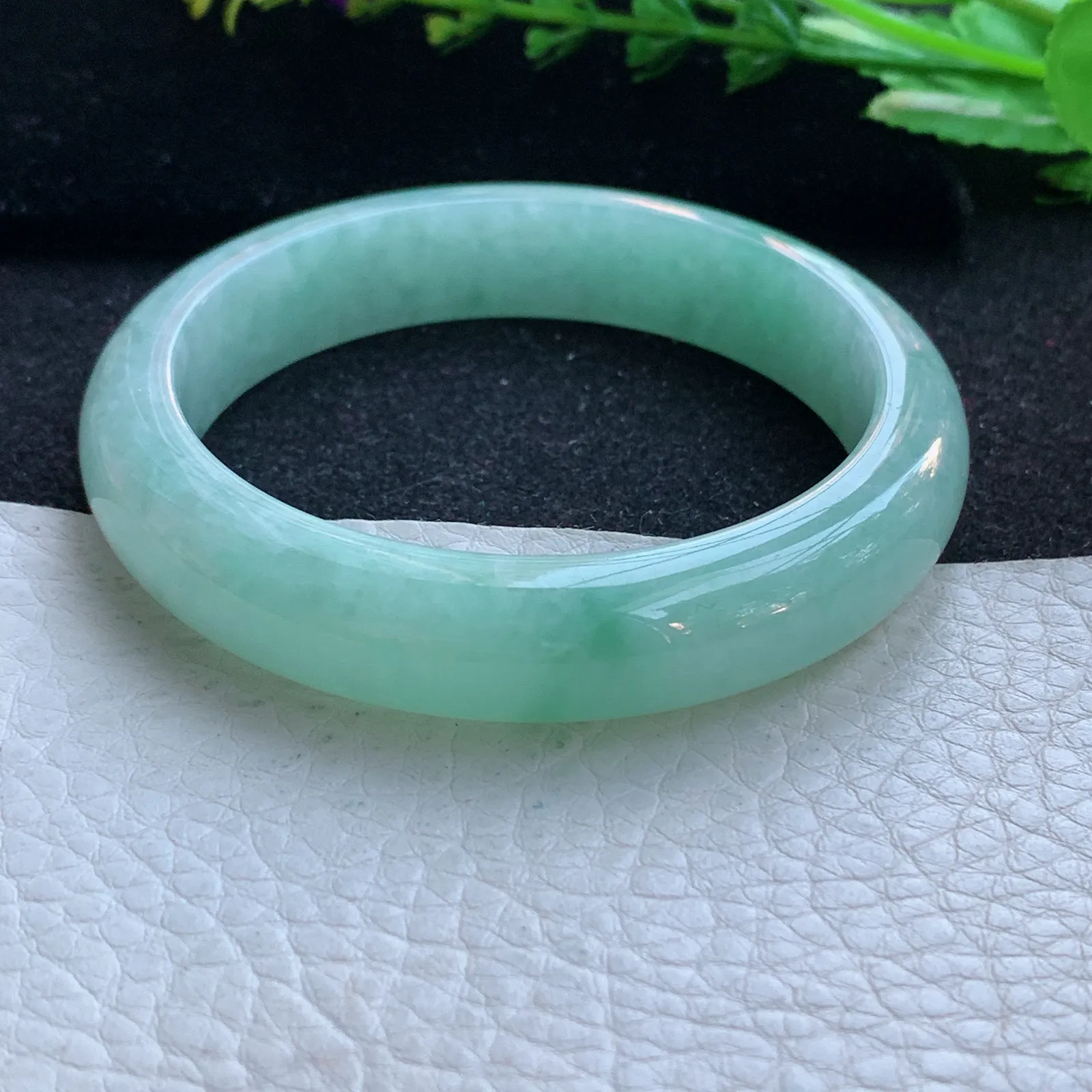 hy自然光56*12.2*8平安镯 缅甸翡翠a货玉手镯清新宽边玉手环