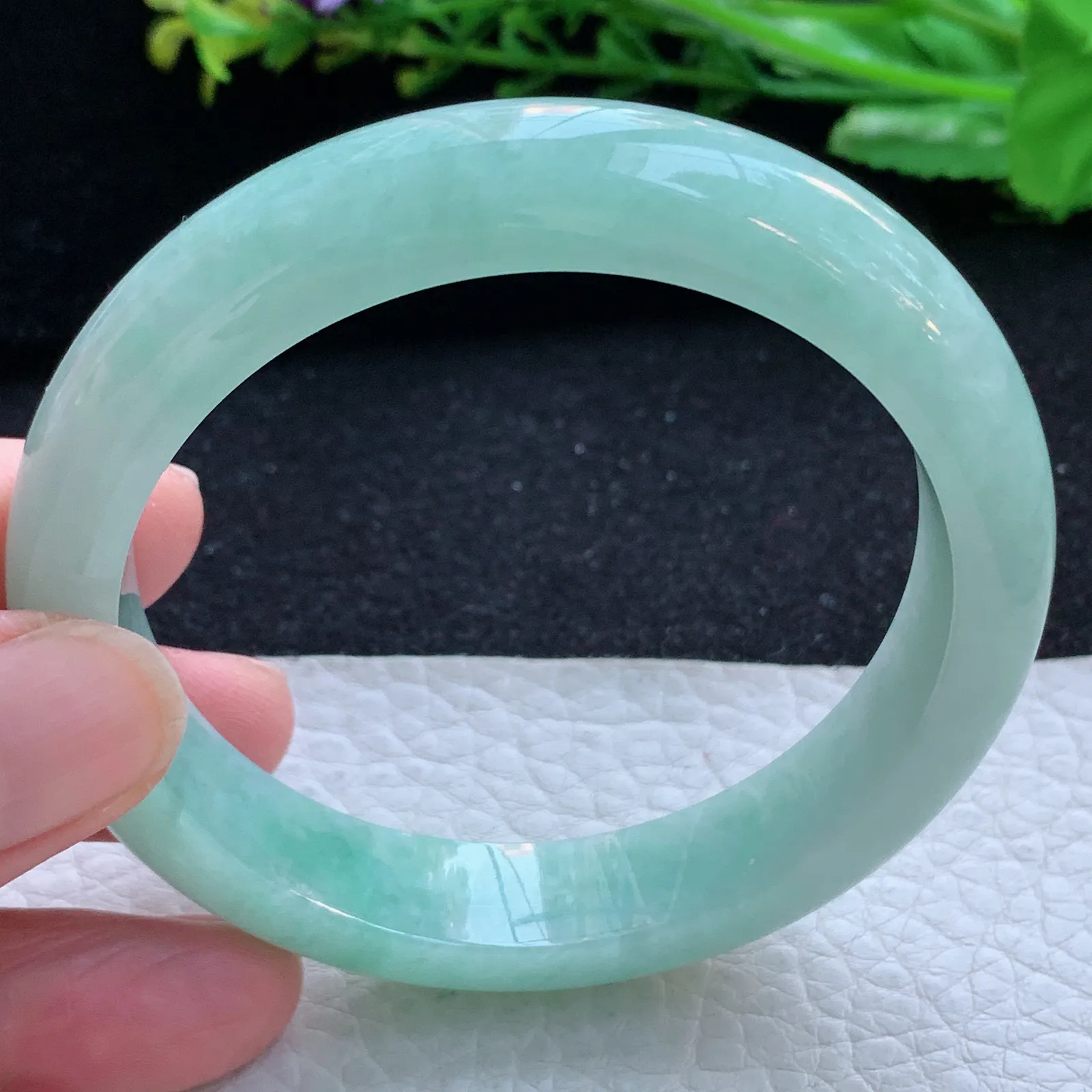 hy自然光56*12.2*8平安镯 缅甸翡翠a货玉手镯清新宽边玉手环