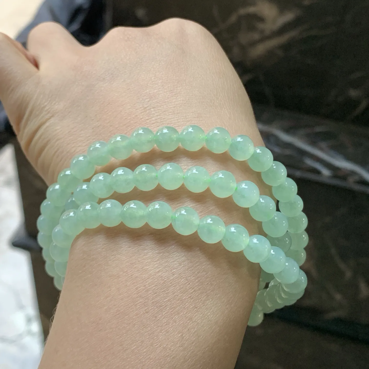 冰种晴绿珠链^_^冰透 清新 颜色均匀