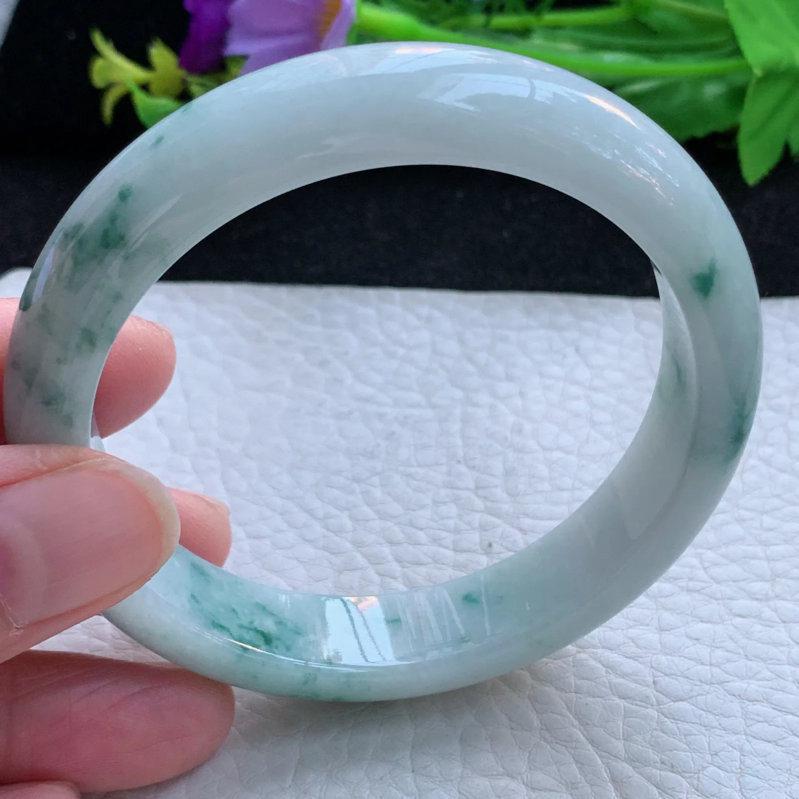 js自然光58.5*13*8平安镯 缅甸翡翠a货玉手镯飘花宽边玉手环