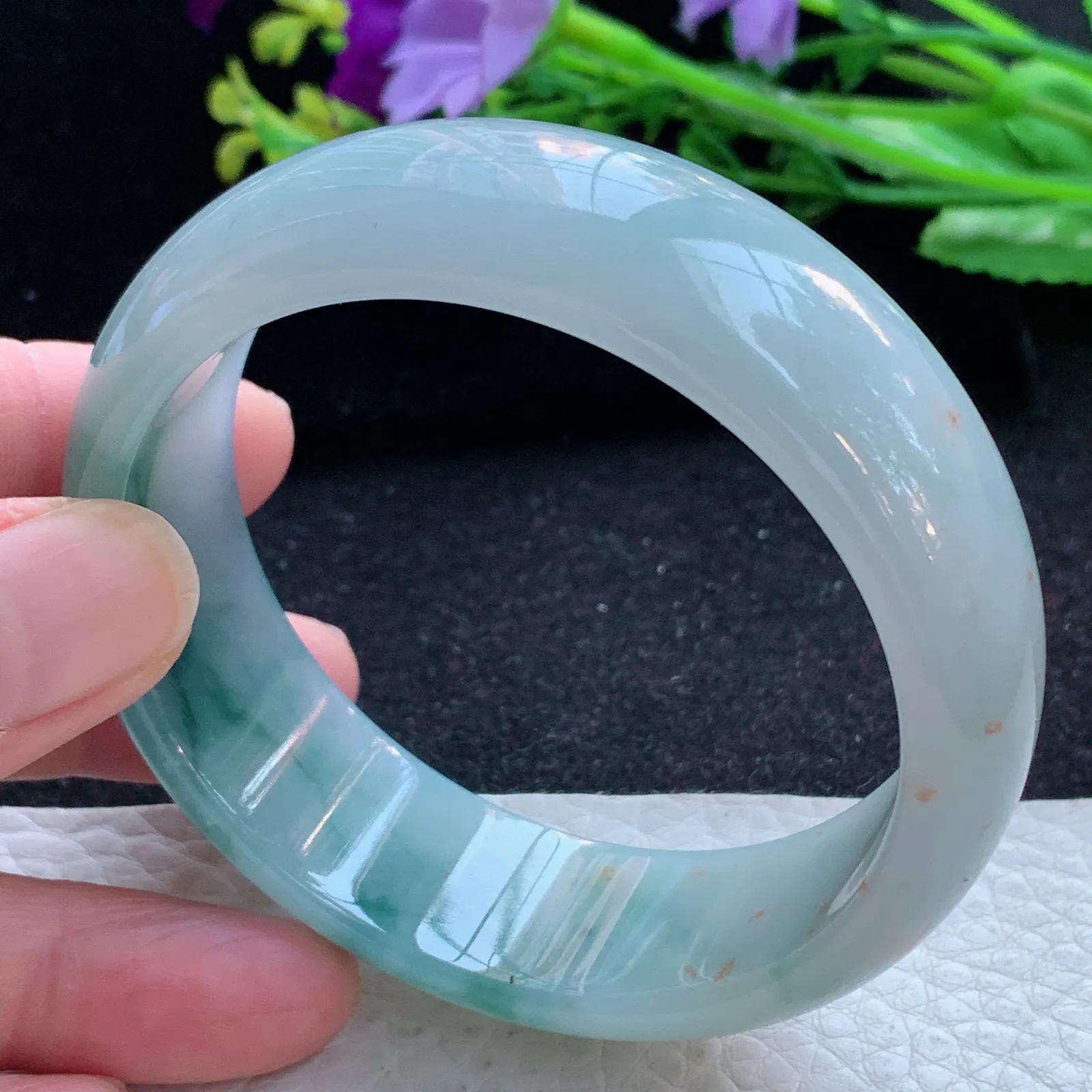 js自然光58*19*7.6轮胎镯 缅甸翡翠a货玉手镯冰飘花宽边玉手环