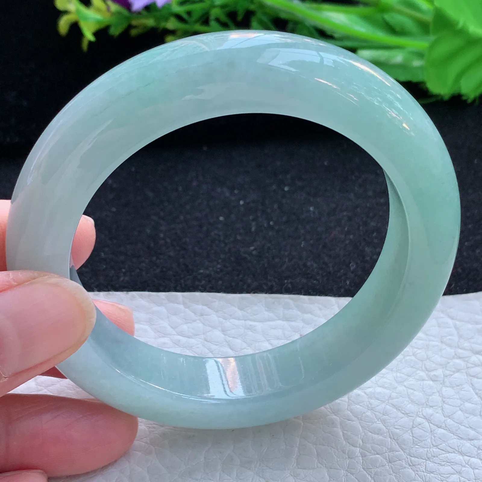 js自然光56*13.3*10平安镯 缅甸翡翠a货玉手镯蓝韵宽边玉手环