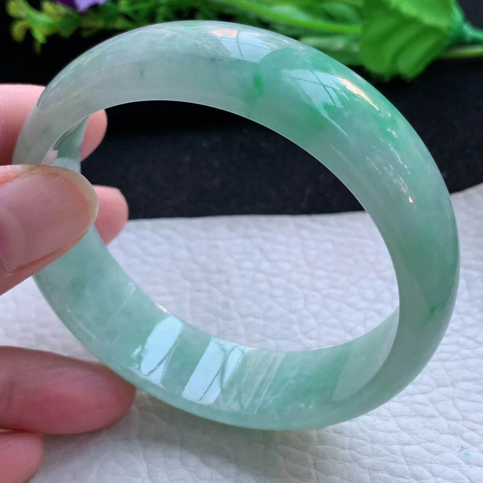 hh大圈口59.5**17.6*7.2轮胎镯 缅甸翡翠a货玉手镯飘绿大气宽边玉手环