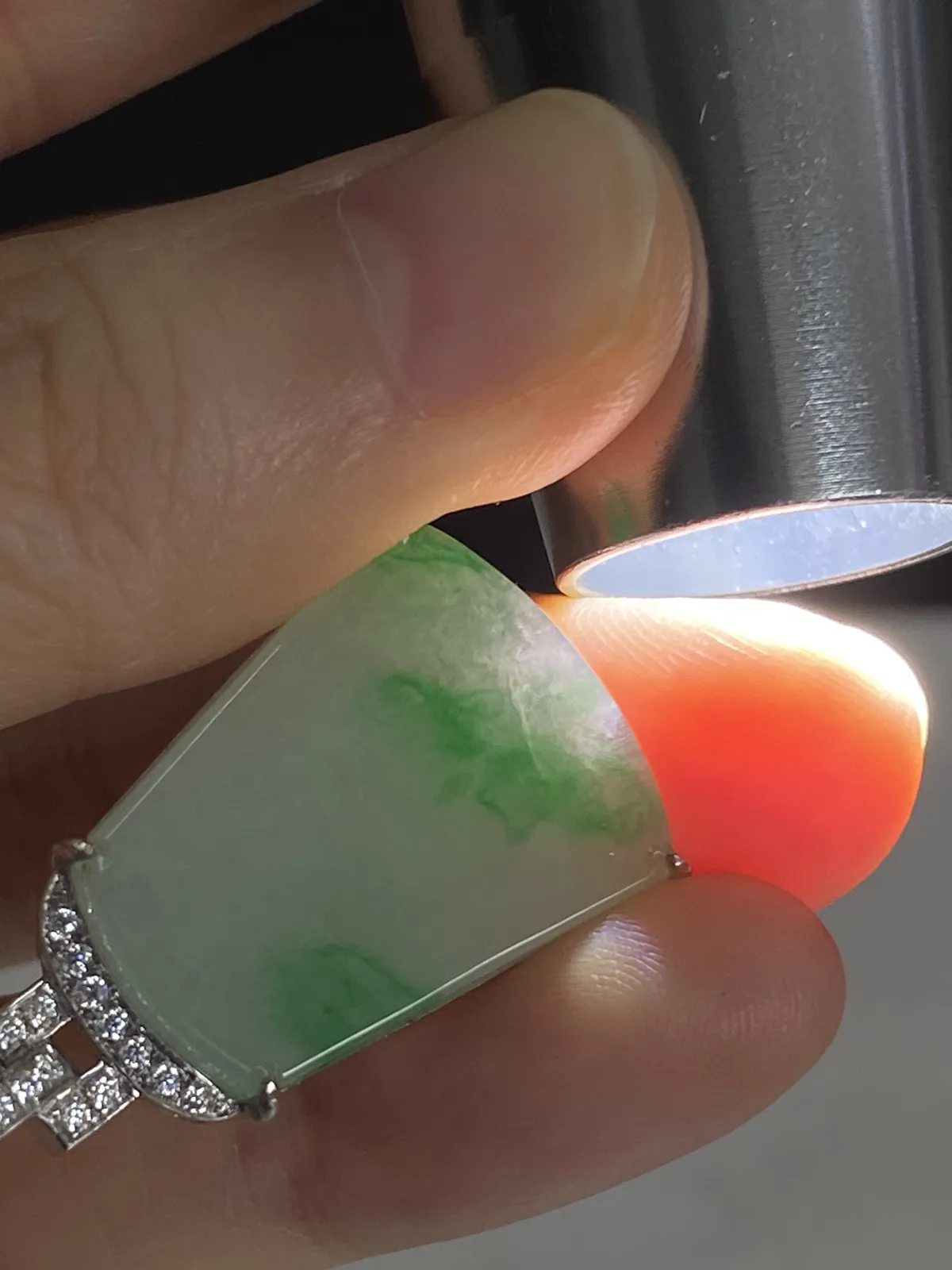 翡翠冰糯种飘绿无事牌，印记：G18K