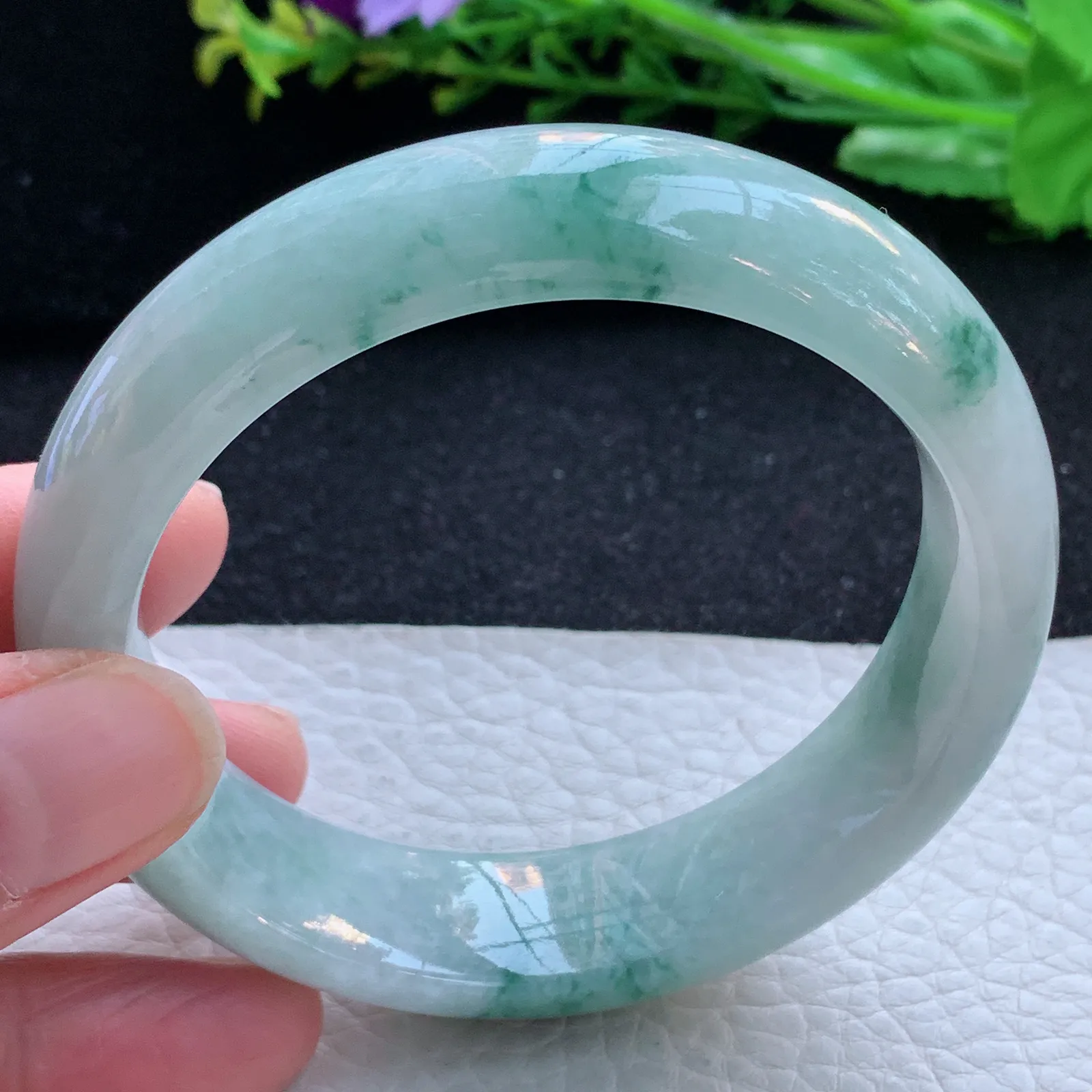js自然光58.5*16*8.3轮胎镯 缅甸翡翠a货玉手镯飘花宽边玉手环