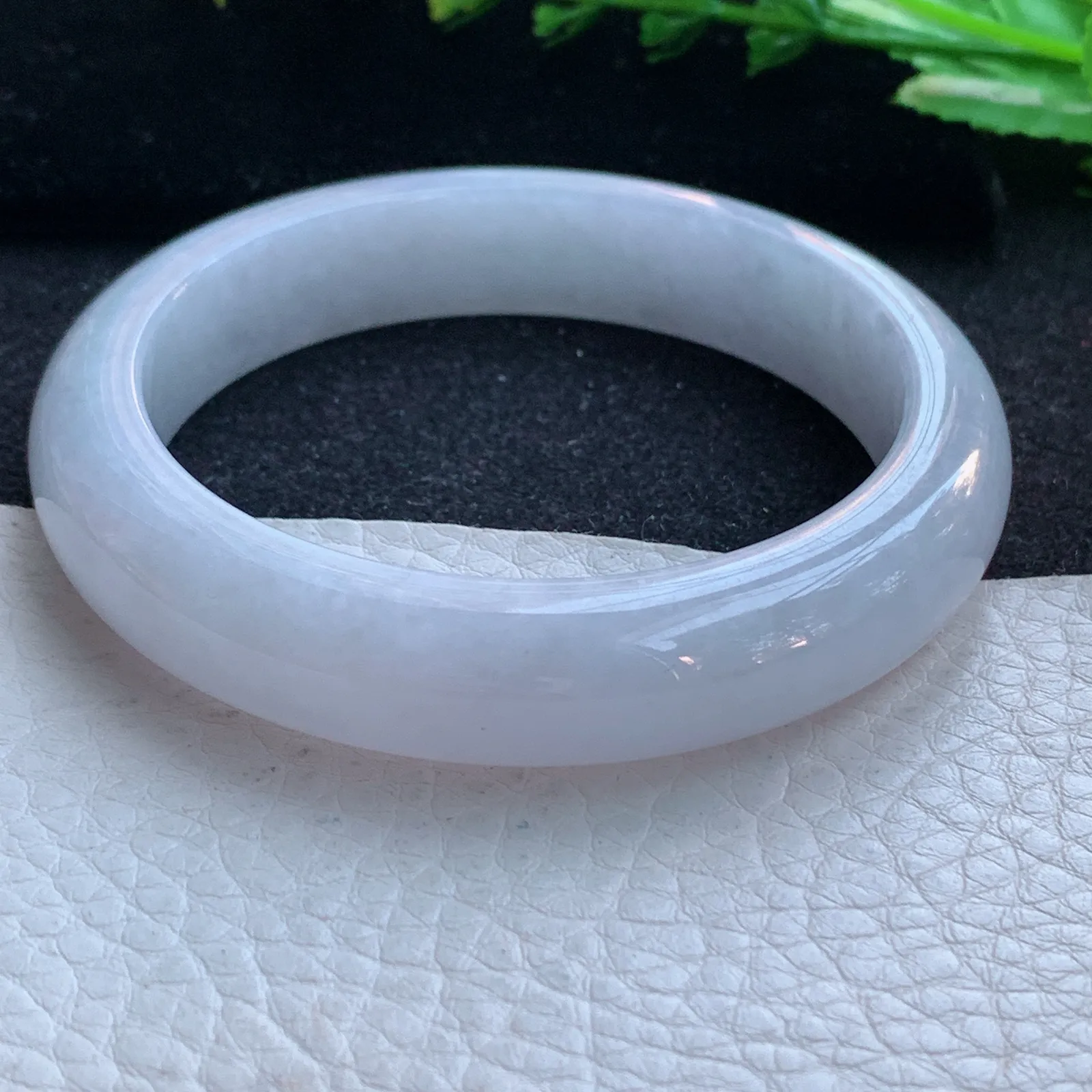 hy自然光58*12.5*8.6平安镯 缅甸翡翠a货玉手镯淡紫底宽边玉手环