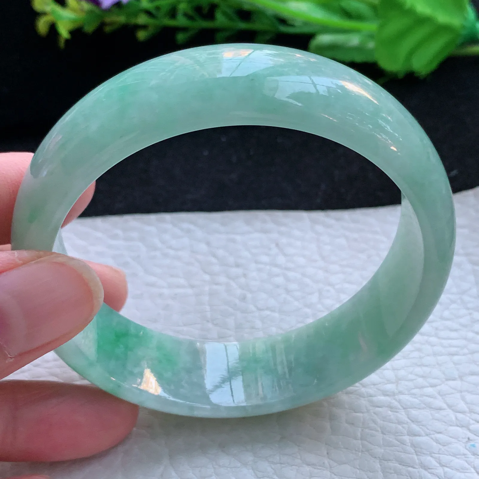 hh大圈口59.5**17.6*7.2轮胎镯 缅甸翡翠a货玉手镯飘绿大气宽边玉手环