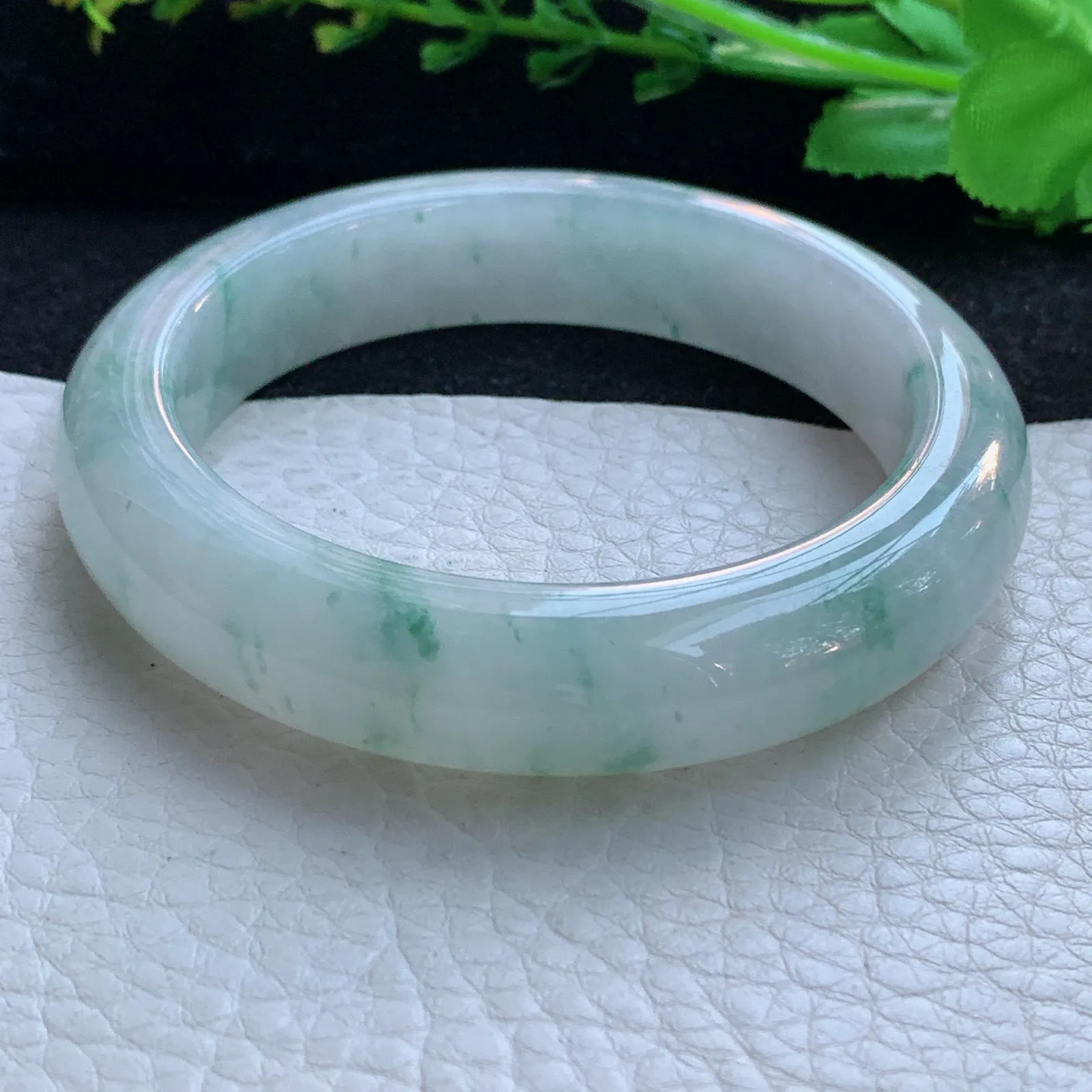 js自然光56*13.3*9.3平安镯 缅甸翡翠a货玉手镯冰飘花宽边玉手环