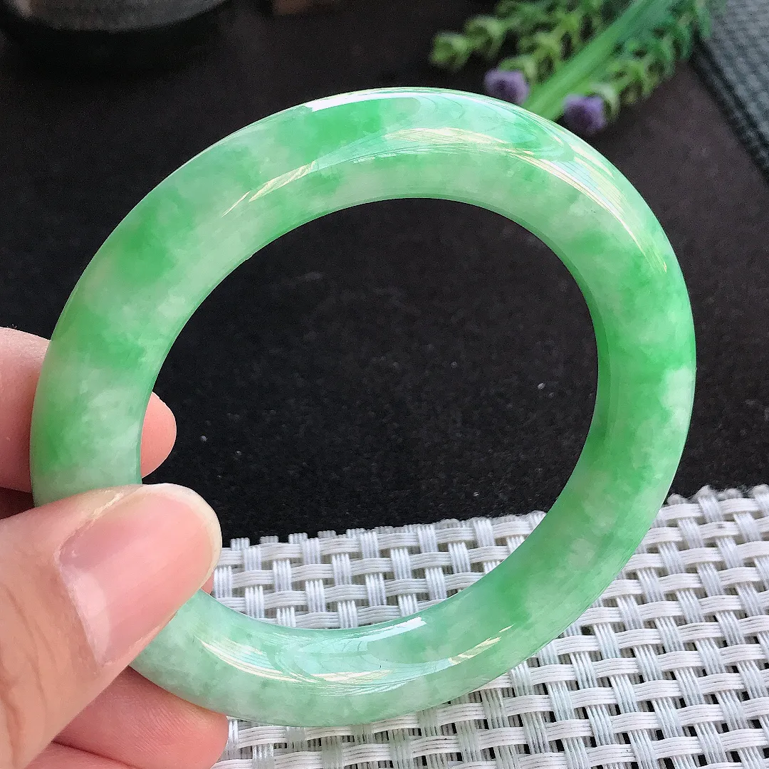 天然A货翡翠55/11.2老坑精美温润满绿圆条手镯玉手镯