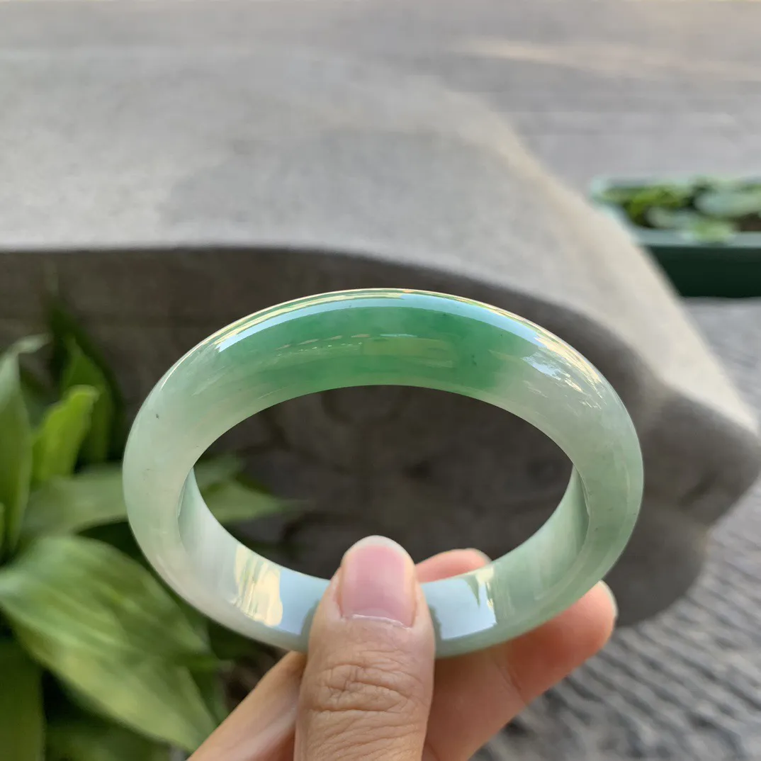 圈口56.8-12.7-8.7 【芙蓉阳绿正圈手镯】正圈56 57可戴