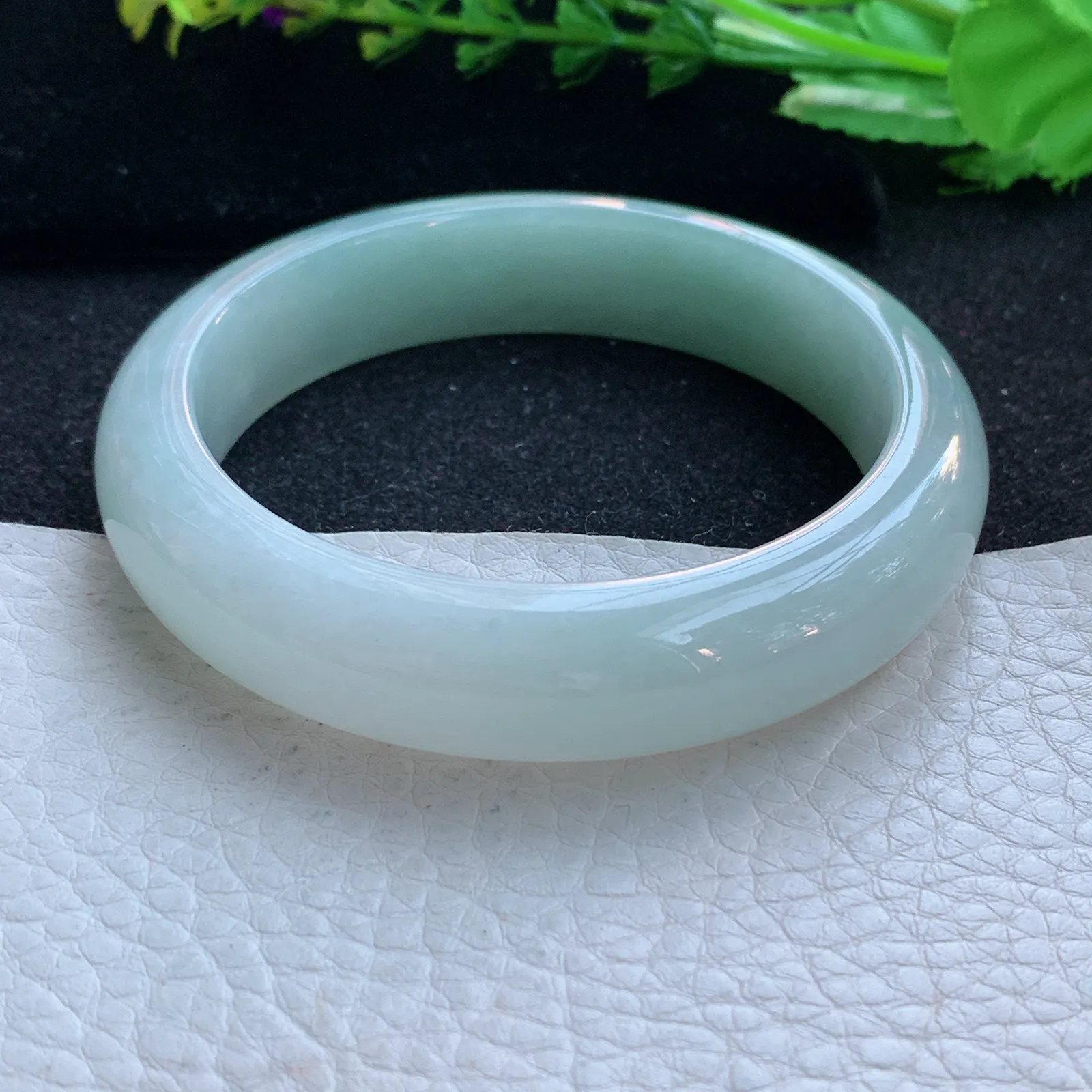 js自然光58.5*14*8.5平安镯 缅甸翡翠a货玉手镯蓝绿清新宽边玉手环