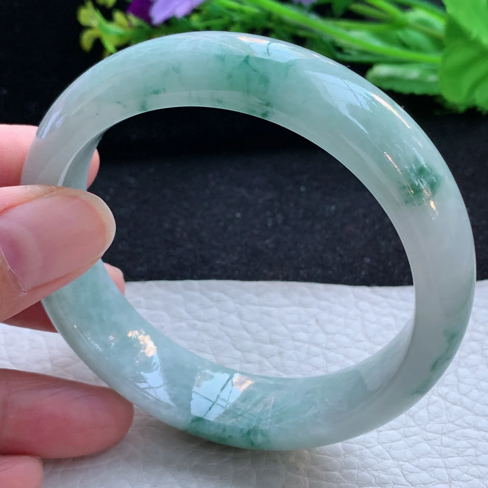 js自然光58.5*16*8.3轮胎镯 缅甸翡翠a货玉手镯飘花宽边玉手环