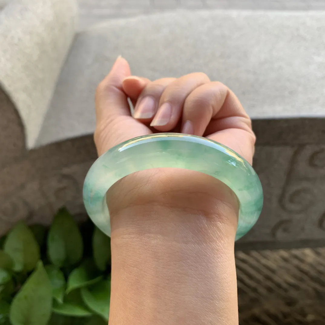 圈口 54.9-12.7-9.1【高冰飘绿正圈手镯】正圈54 55可戴