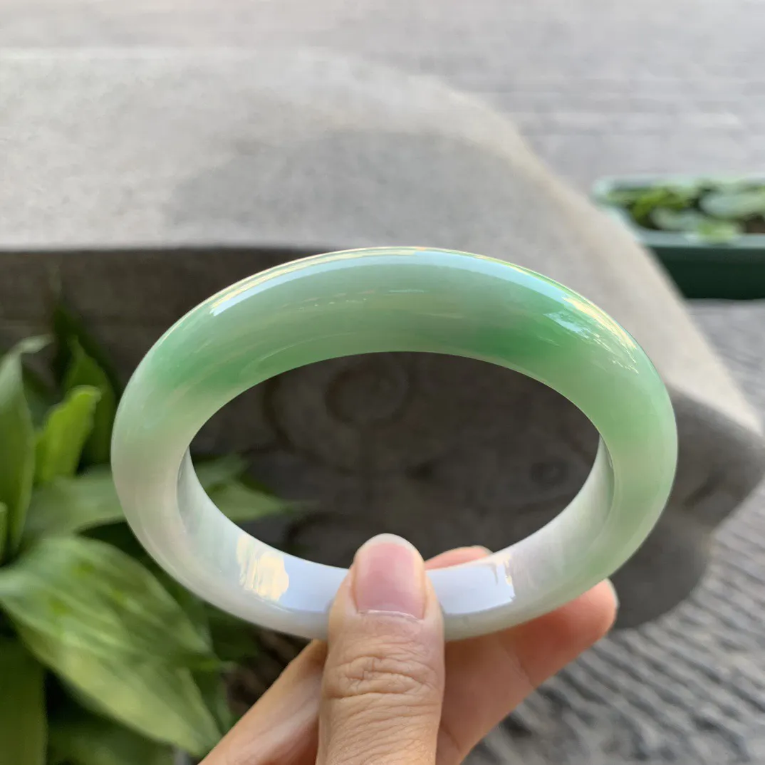 大圈口 63.7-12.2-10.2【飘绿正圈手镯】正圈63 64可戴