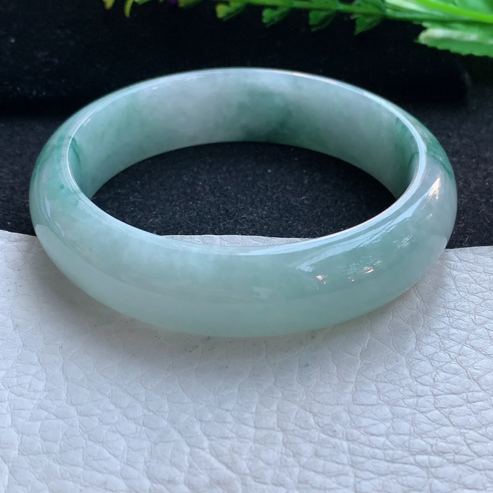 js自然光58.5*16*8.3轮胎镯 缅甸翡翠a货玉手镯飘花宽边玉手环