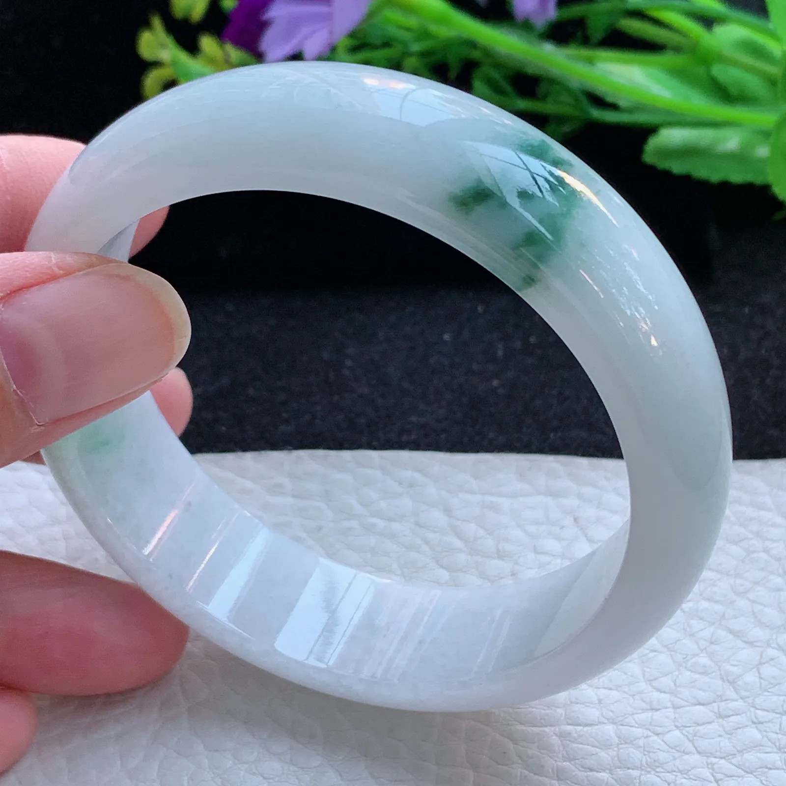 hh大圈口59.5**17.3*7.5轮胎镯 缅甸翡翠a货玉手镯牛奶底飘花宽边玉手环