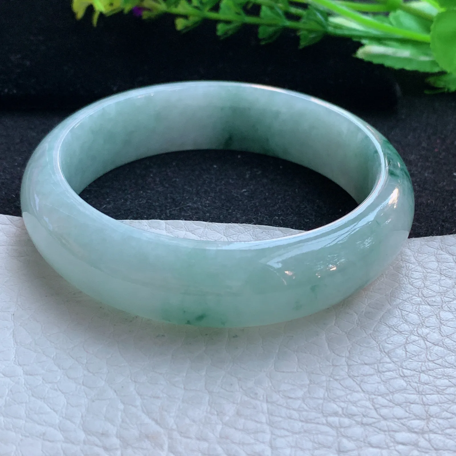 js自然光58.5*16*8.3轮胎镯 缅甸翡翠a货玉手镯飘花宽边玉手环