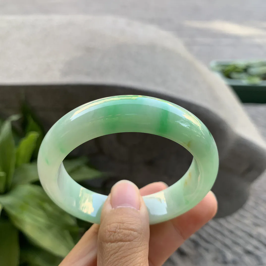 小圈口50.8-13.1-8.3 【飘阳绿正圈手镯】正圈50 51可戴