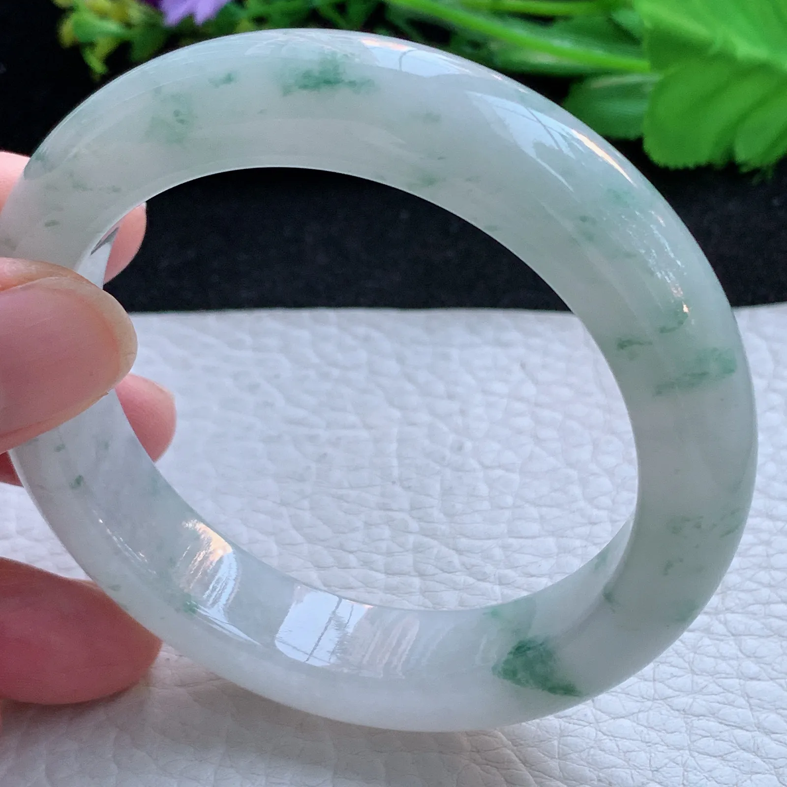 js自然光56*13.3*9.3平安镯 缅甸翡翠a货玉手镯冰飘花宽边玉手环