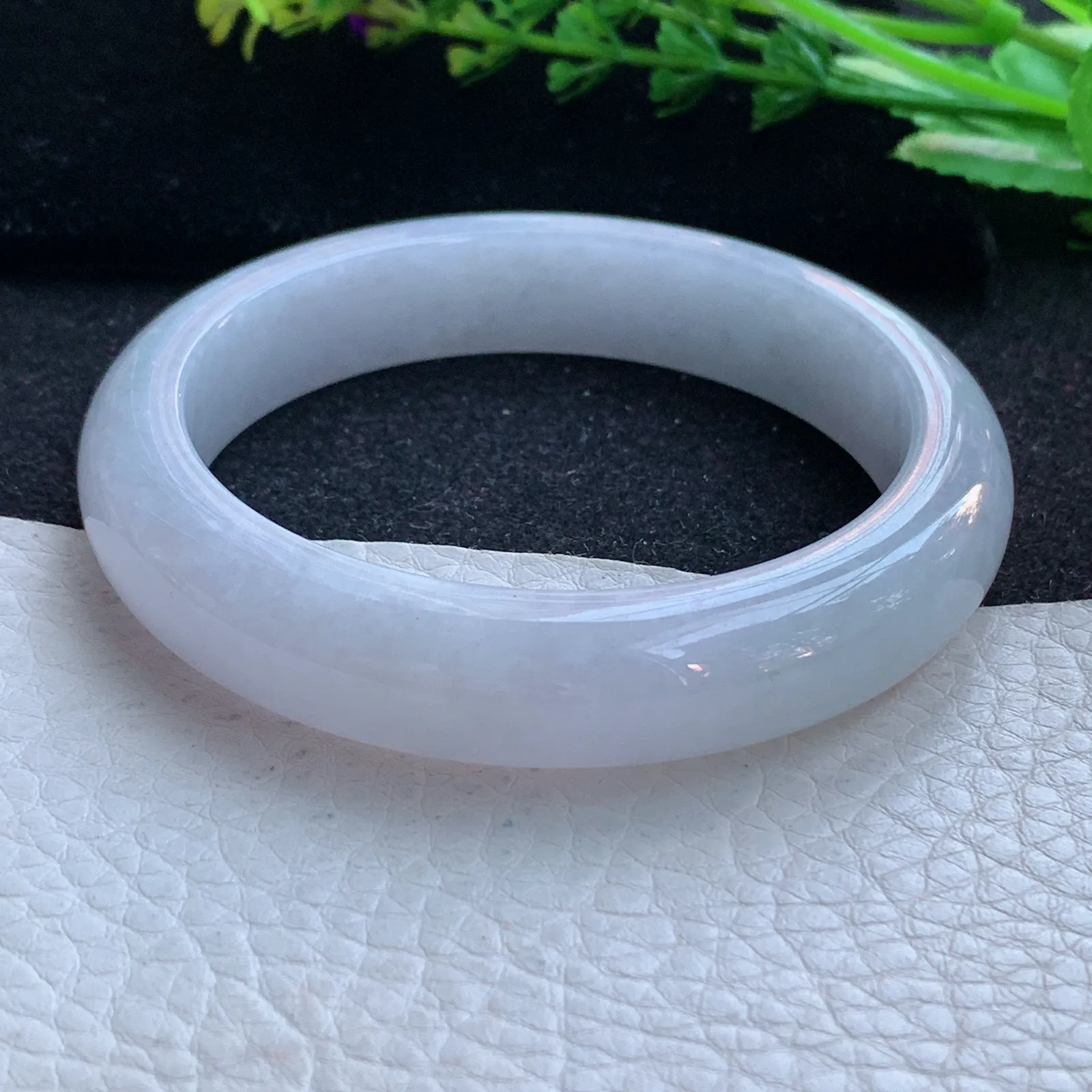 hy自然光58*12.5*8.6平安镯 缅甸翡翠a货玉手镯淡紫底宽边玉手环