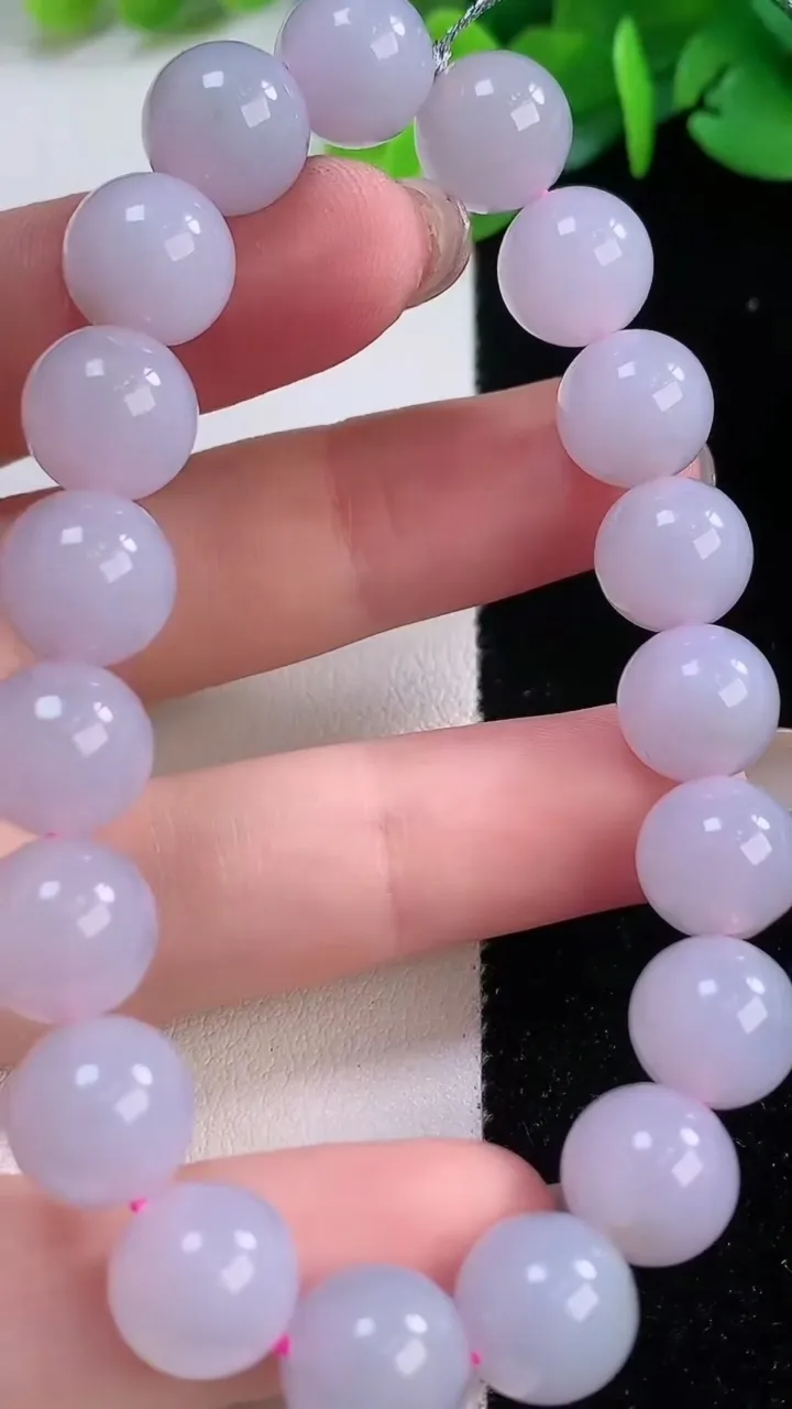 天然A货翡翠种紫罗兰圆珠手串19颗，尺寸9.7，重量:32.04g12月1日
工厂直销收藏佳品,种好