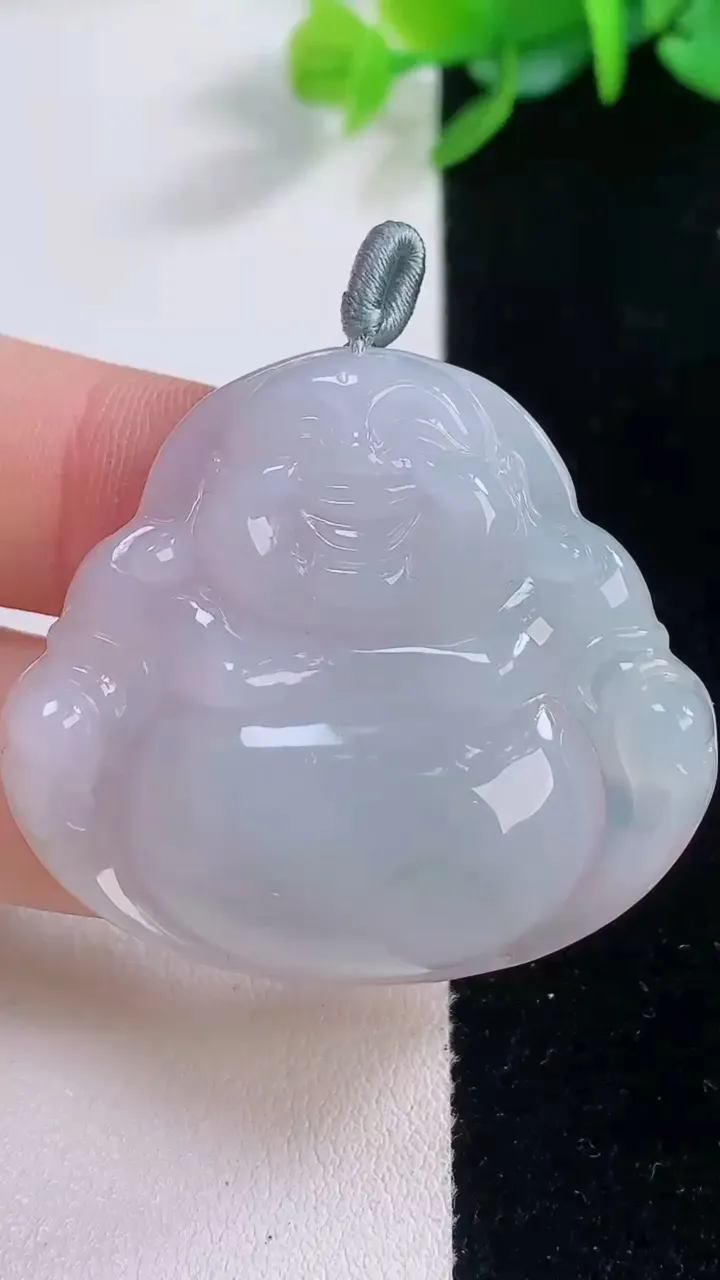 天然A货翡翠冰种飘花佛公吊坠，尺寸36.3-40.3-7.3，重量:14.73g
12月1日