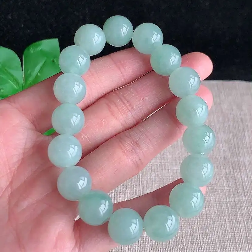 a货翡翠老坑冰种甜绿晴绿圆珠佛珠手串17颗  尺寸13mm 重量53.16g 1130