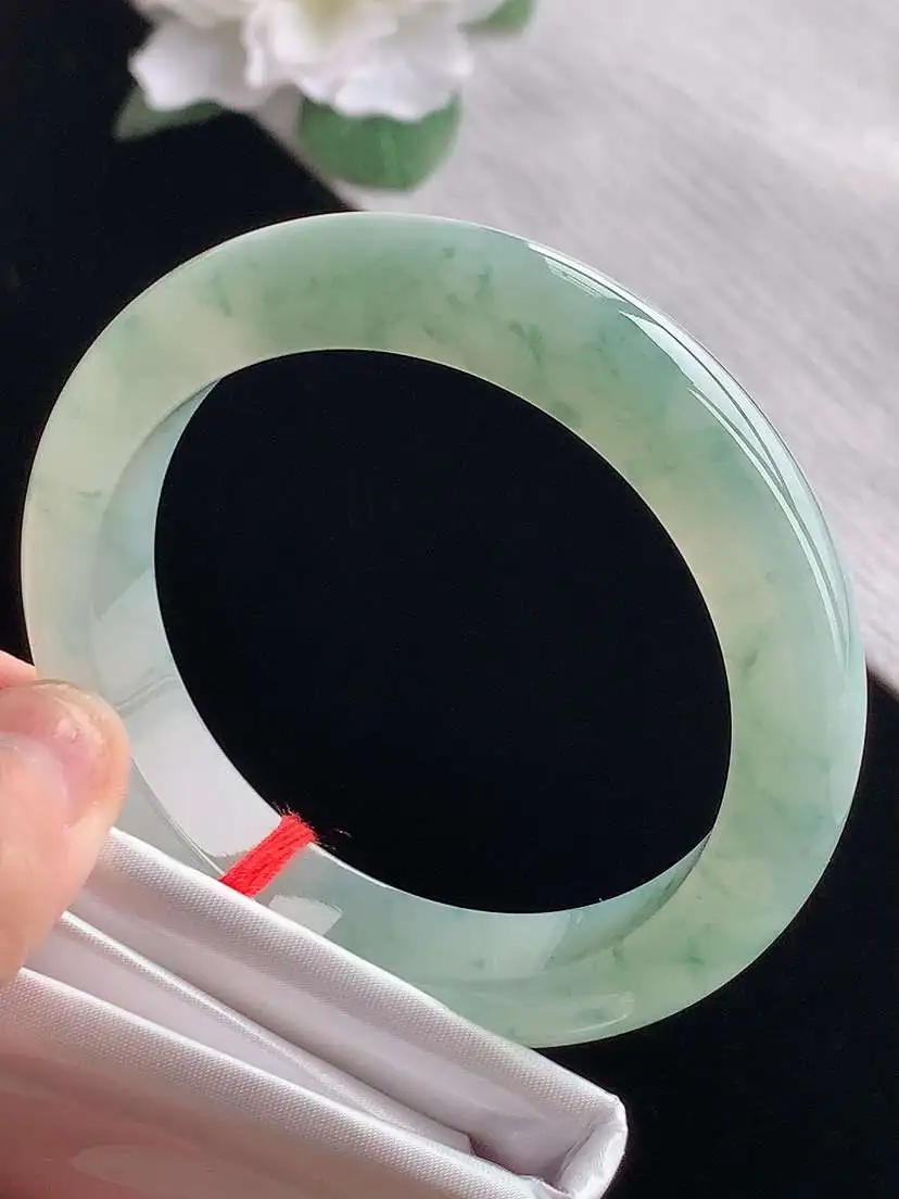 a货翡翠老坑冰种飘花正装正圈手镯56-57圈口  尺寸56×12×9mm 1130